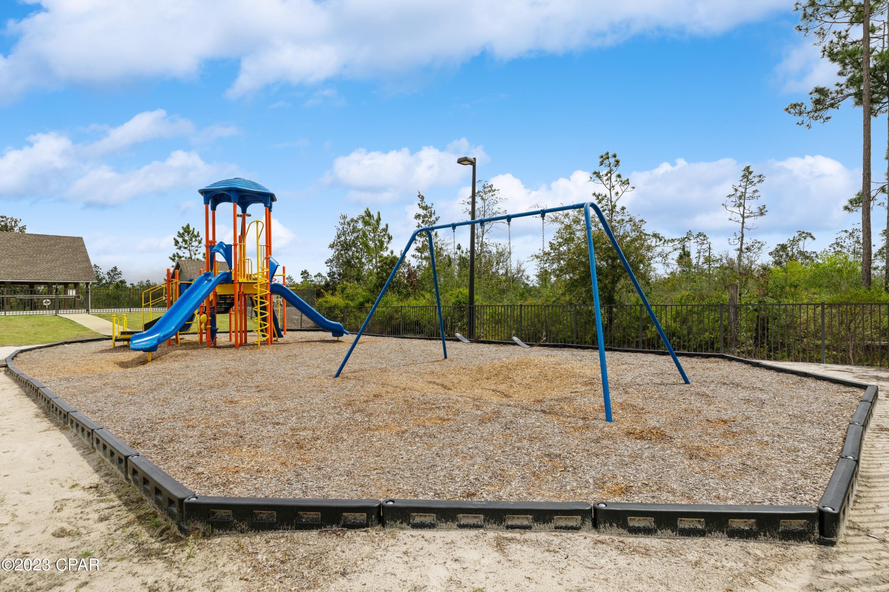 Cedar Creek At Deerpoint Lake - Land