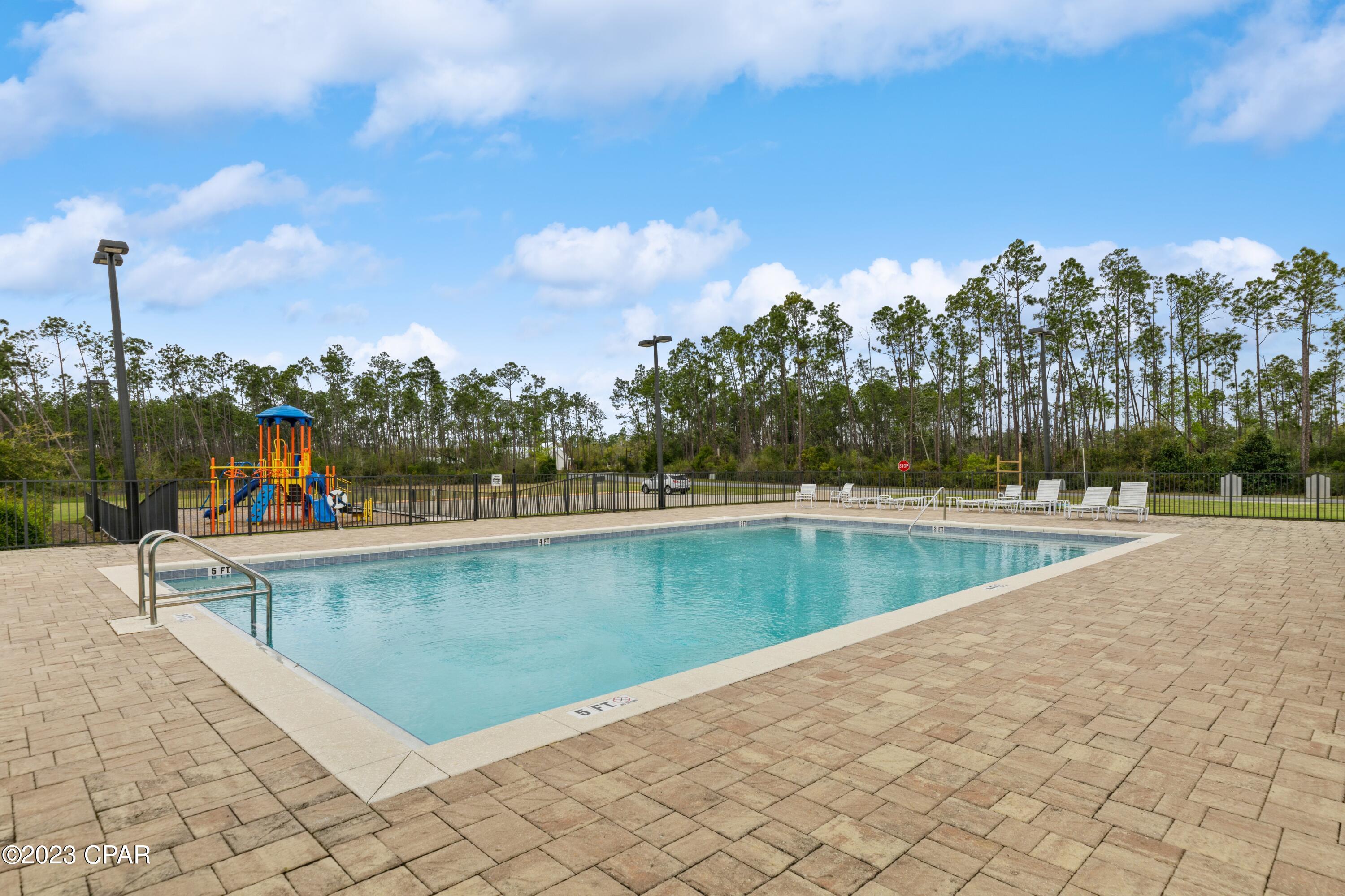 Cedar Creek At Deerpoint Lake - Land