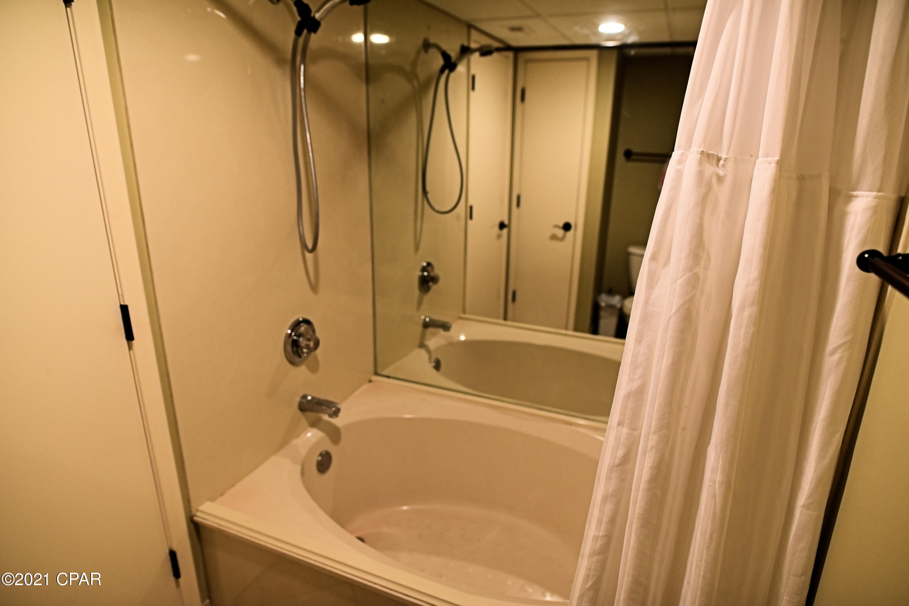 Wimbledon Tennis Villas - Residential