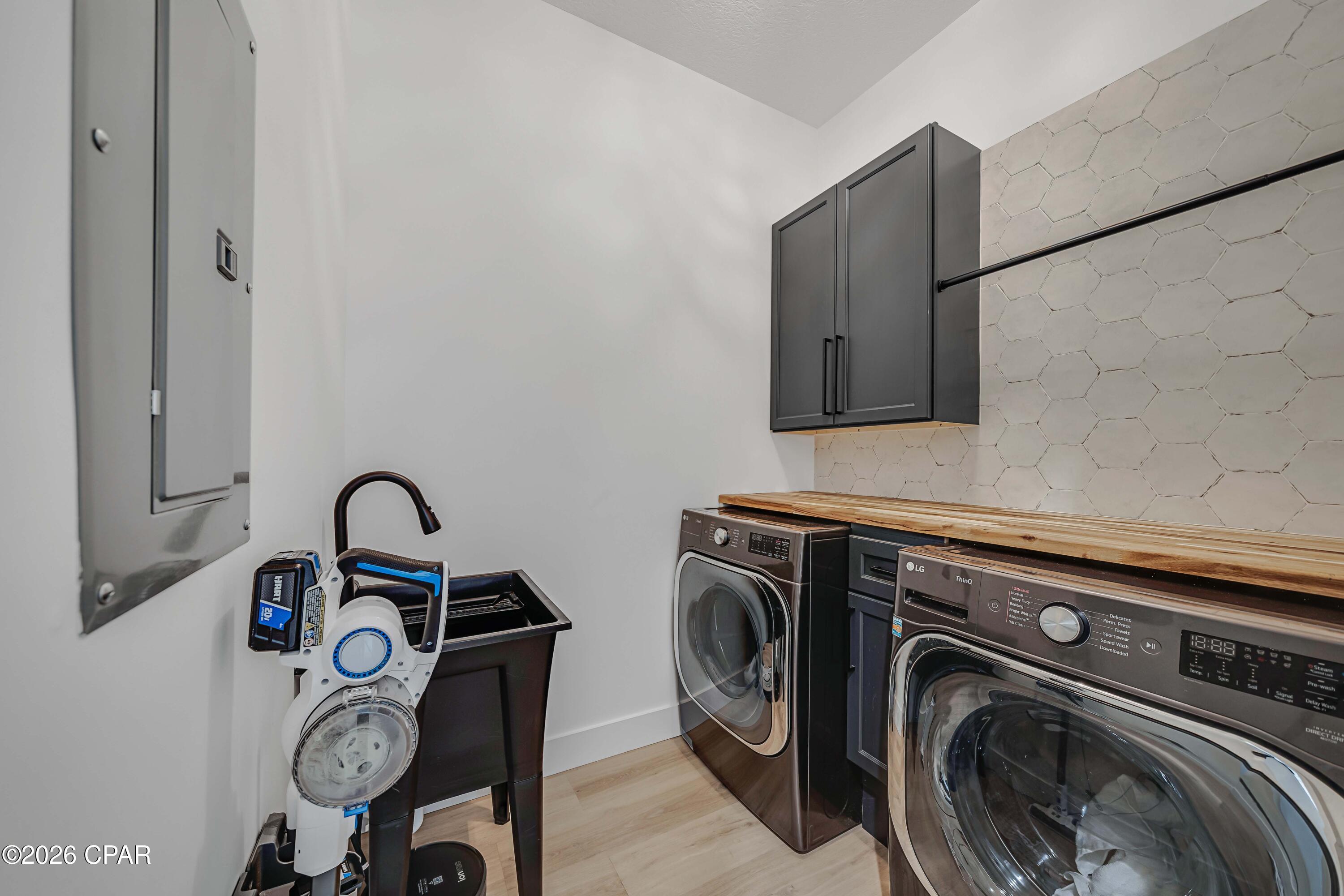 Panama City Beach, Florida, 32413, United States, 5 Bedrooms Bedrooms, ,4 BathroomsBathrooms,Residential,Active,2008889