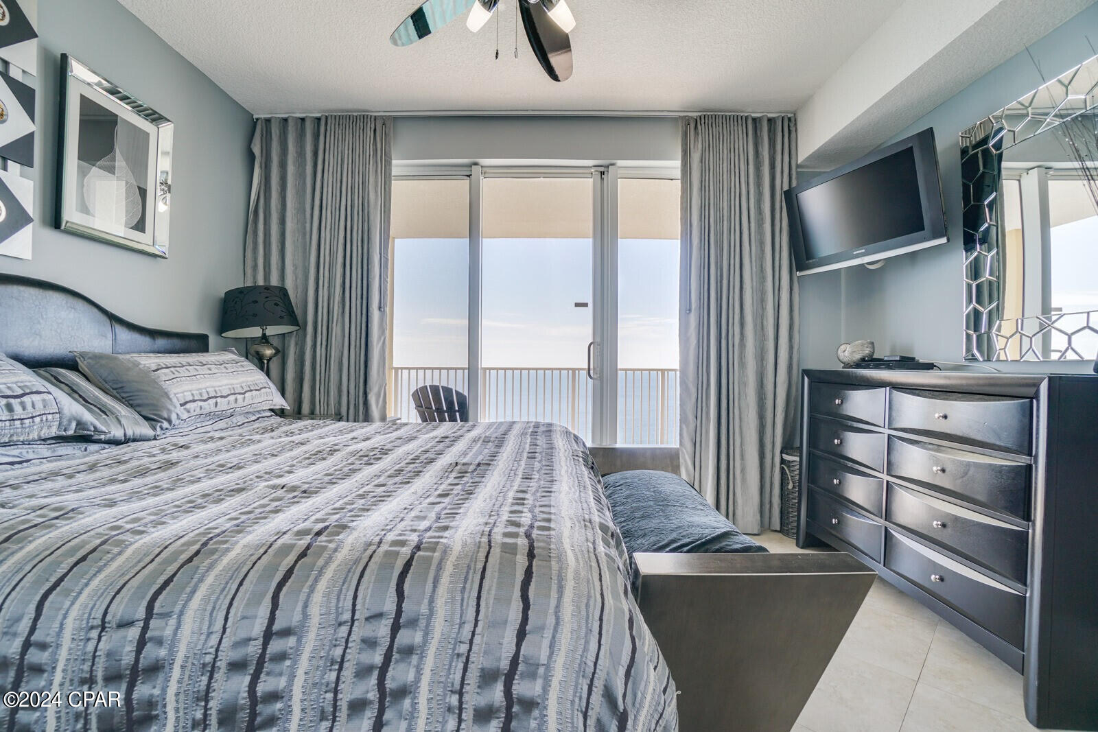 Tropic Winds - Residential