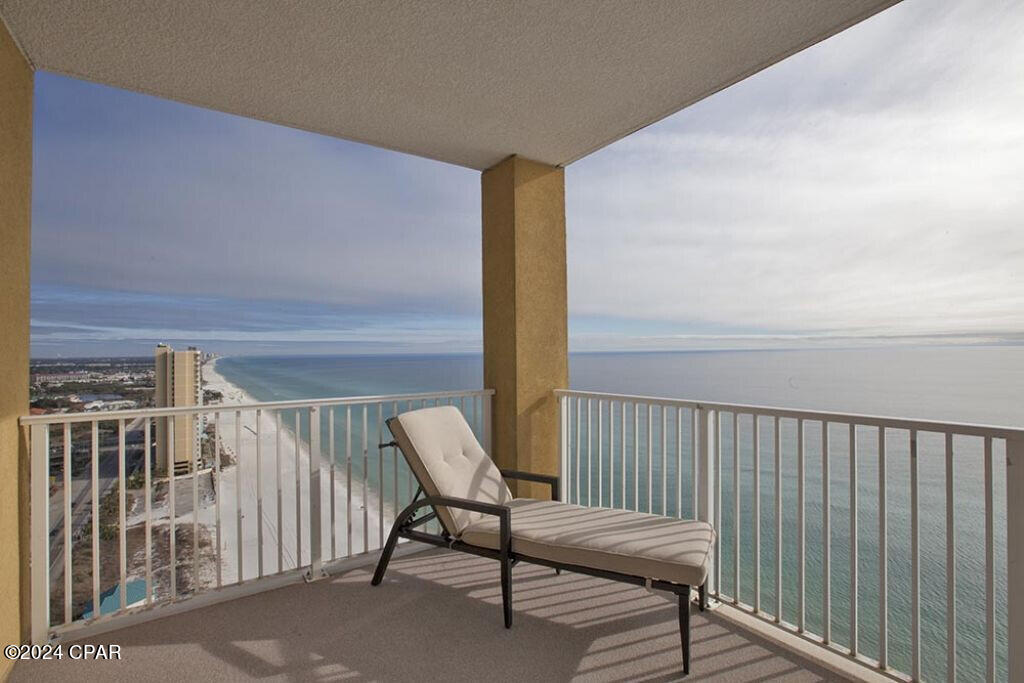 Tropic Winds - Residential