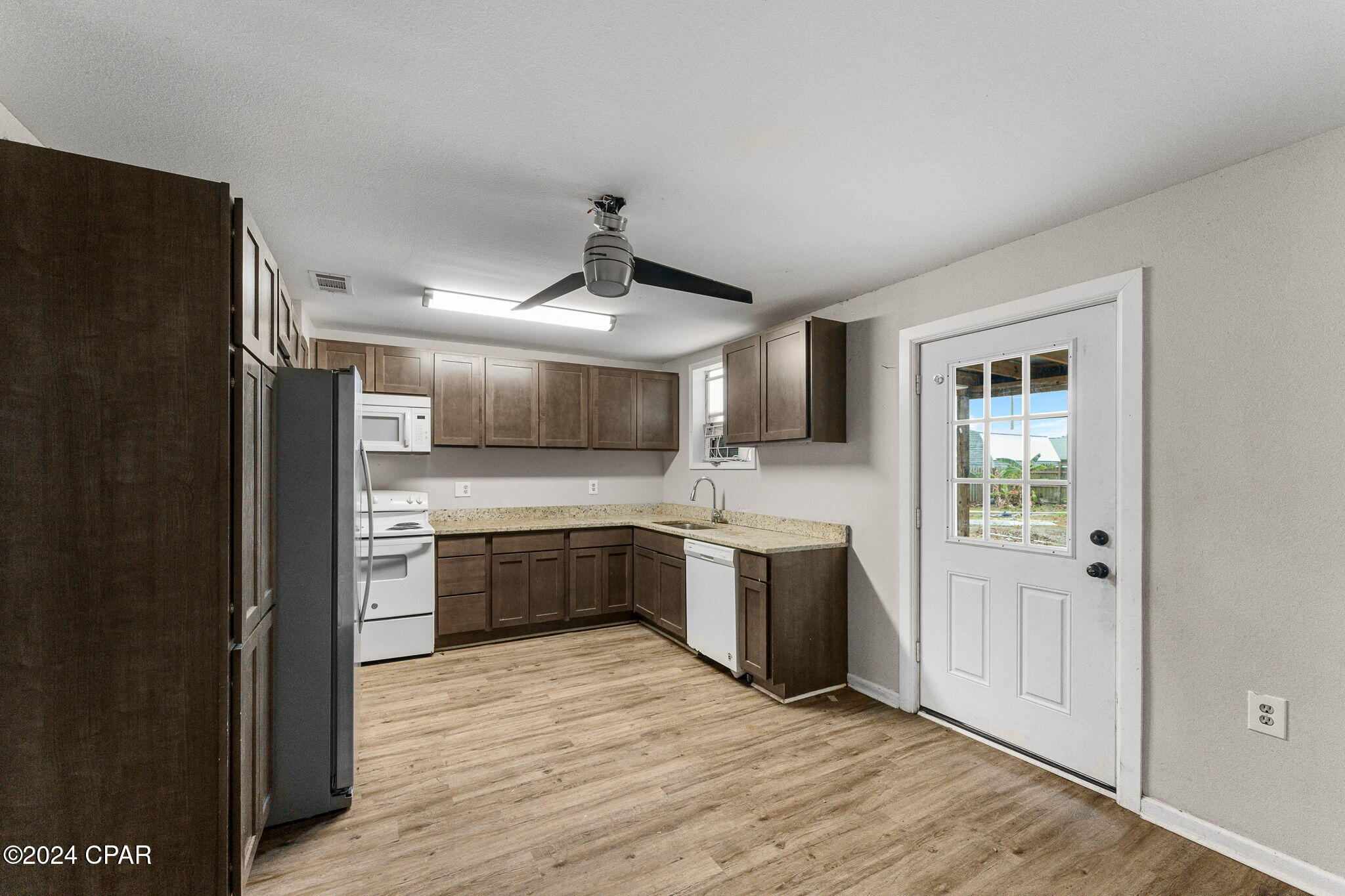 [No Recorded Subdiv] - Residential