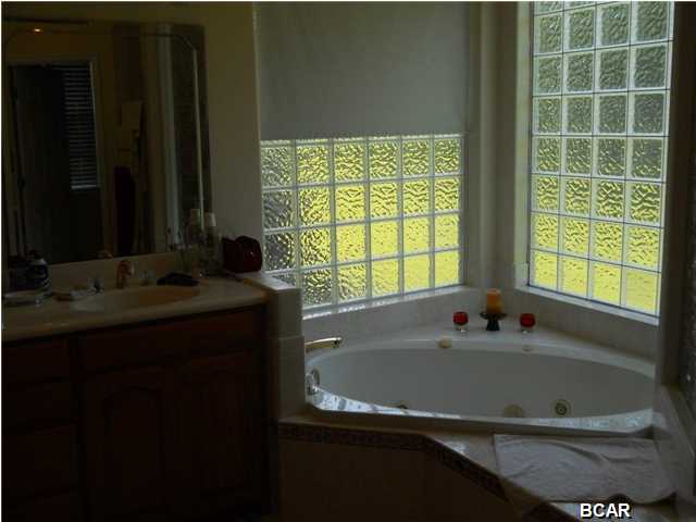 Mowat Highlands Ph VI - Residential Lease