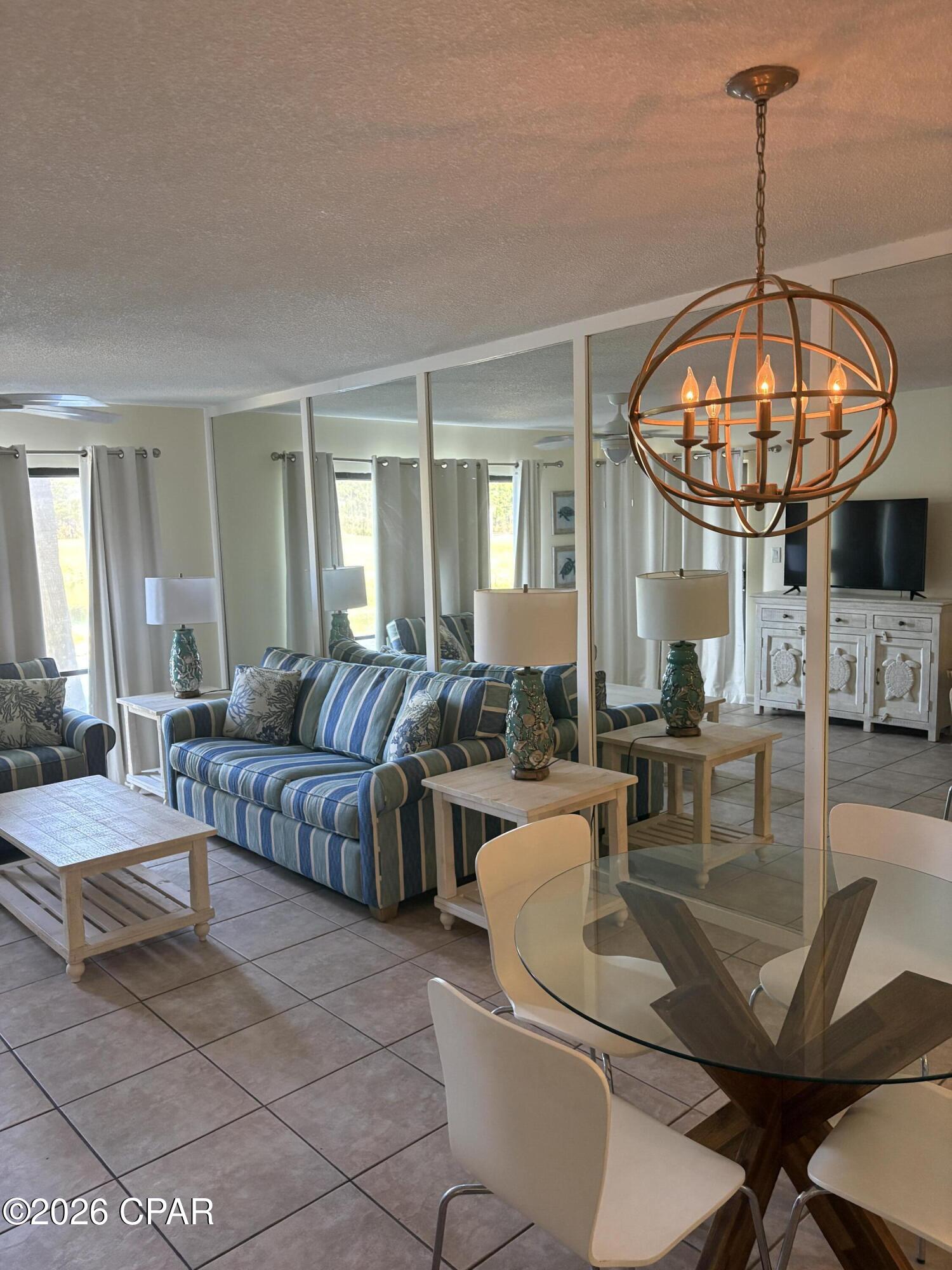 Edgewater Golf Villas V-B - Residential