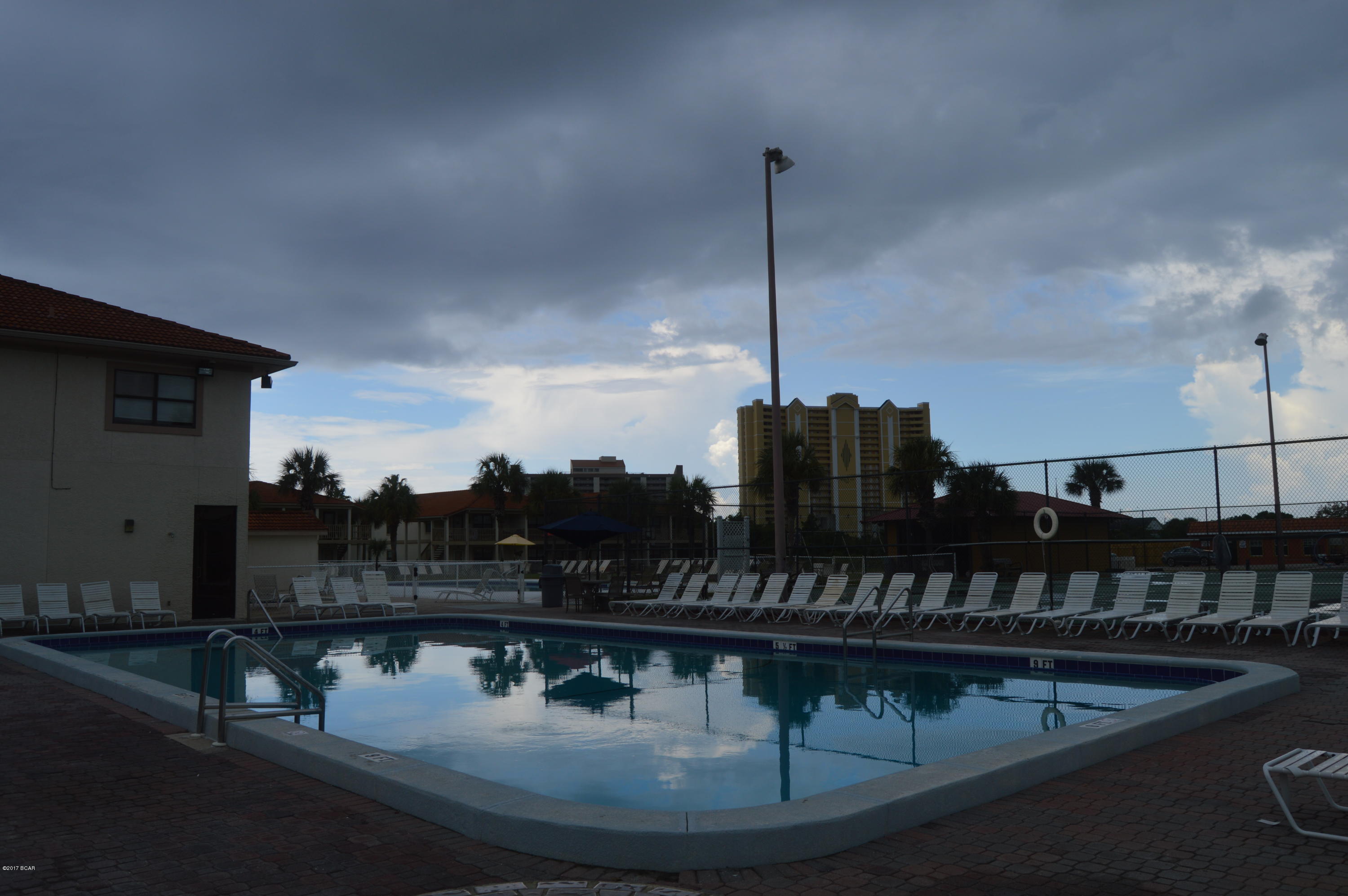 Horizon South XX - Residential