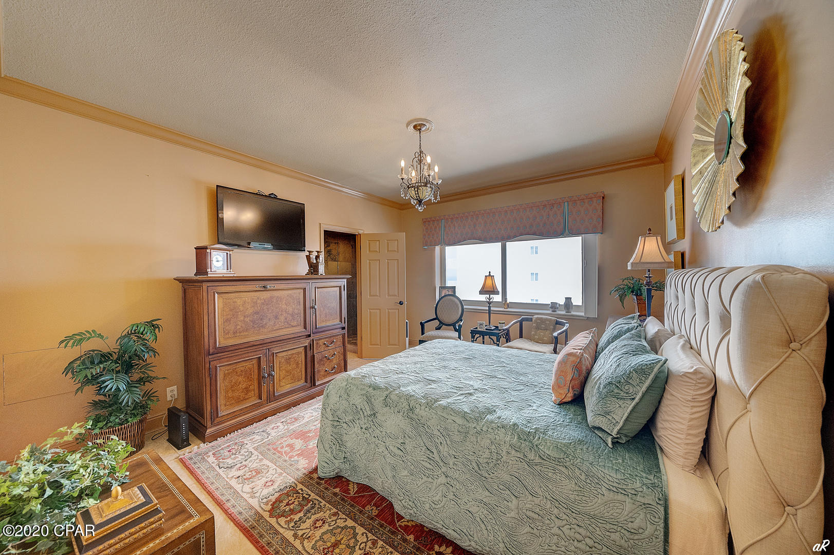 Summerwinds Condo - Residential