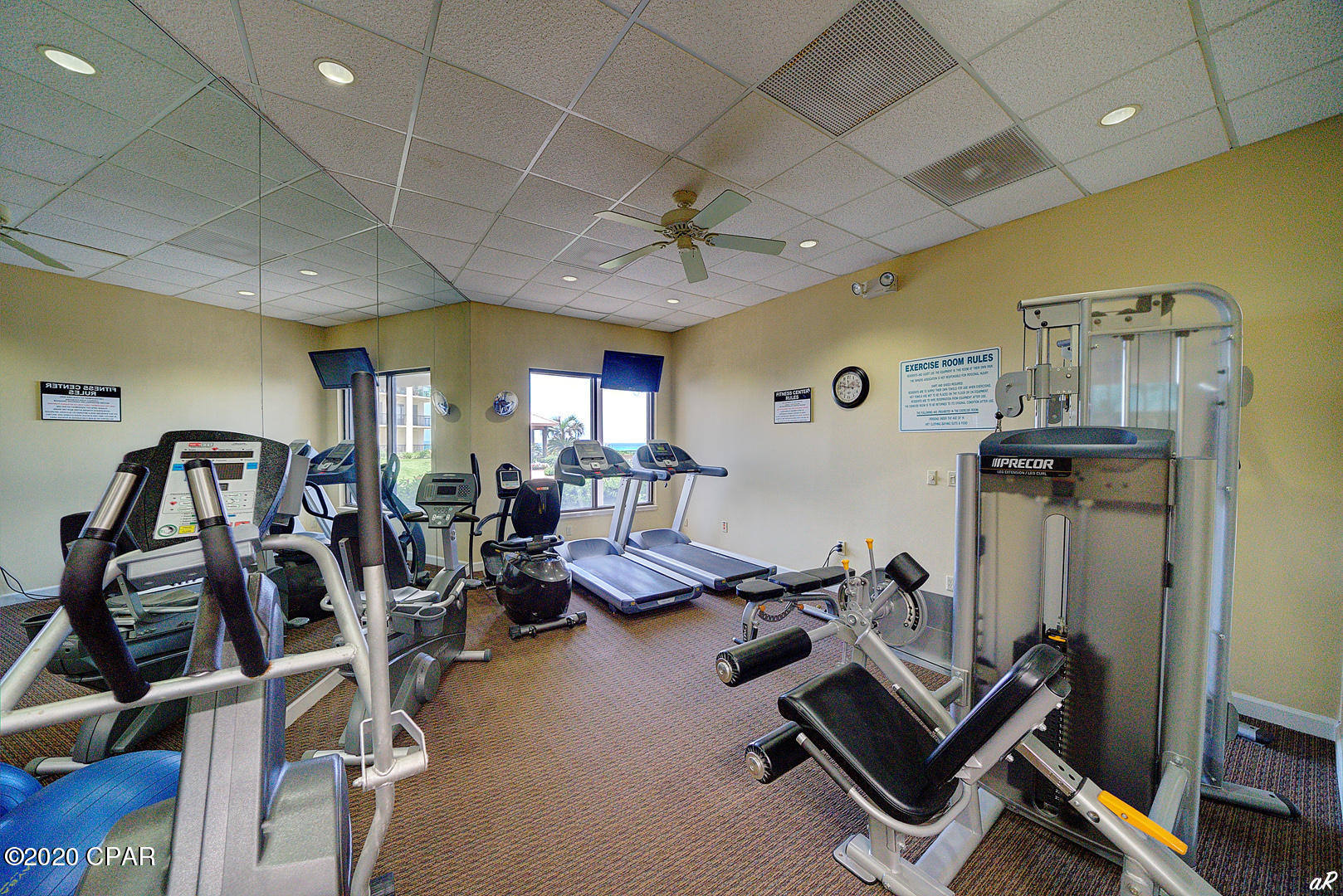 Summerwinds Condo - Residential