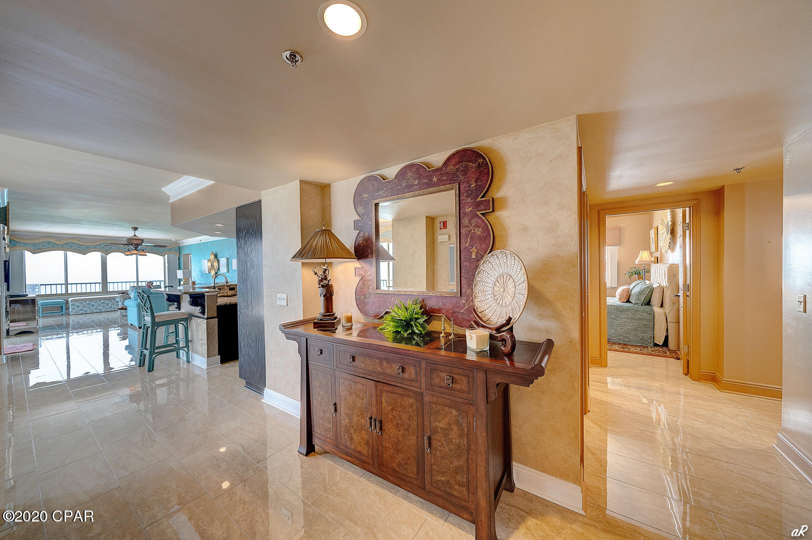 Summerwinds Condo - Residential