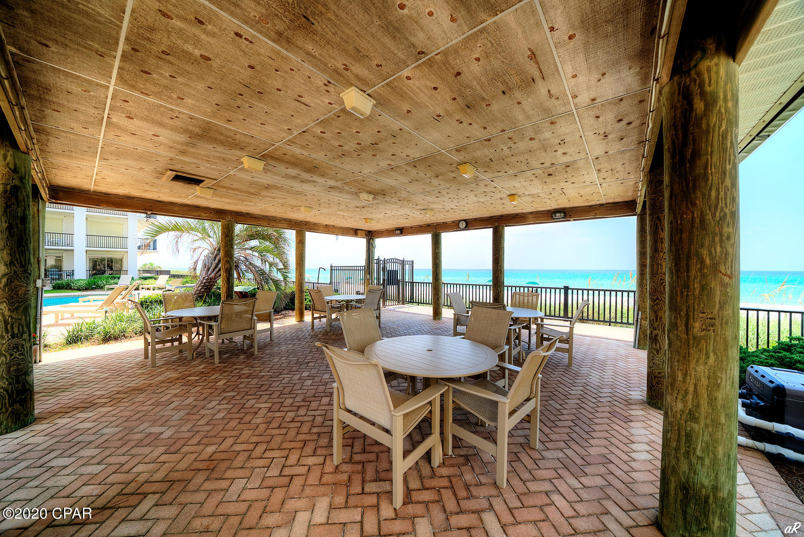 Summerwinds Condo - Residential