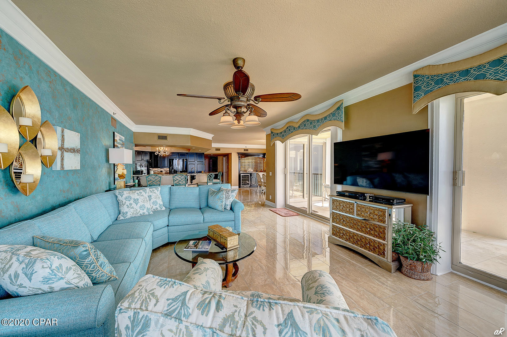 Summerwinds Condo - Residential