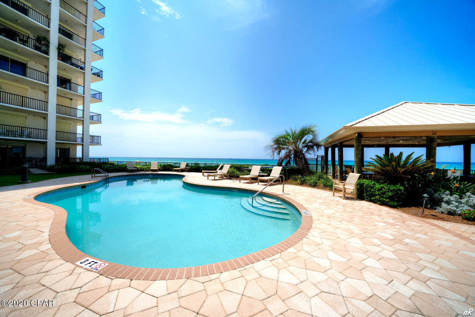 Summerwinds Condo - Residential