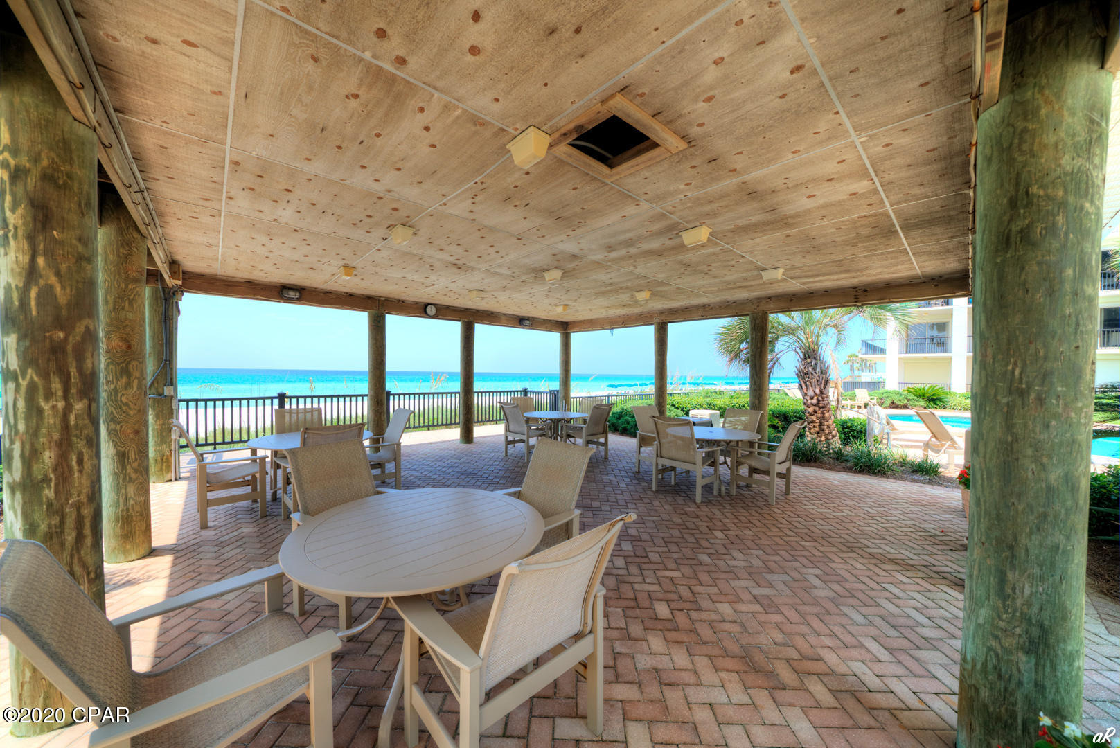 Summerwinds Condo - Residential