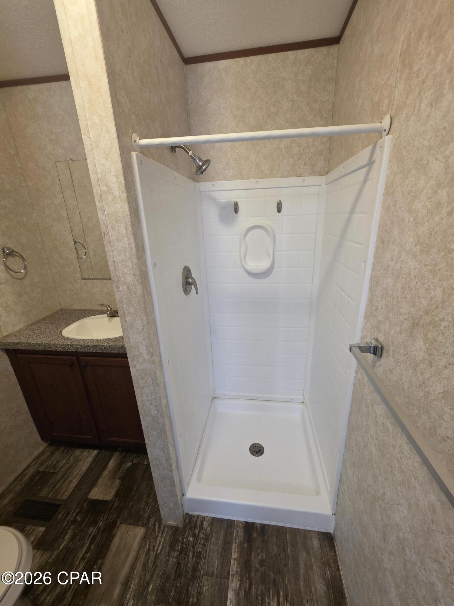 [No Recorded Subdiv] - Residential Lease