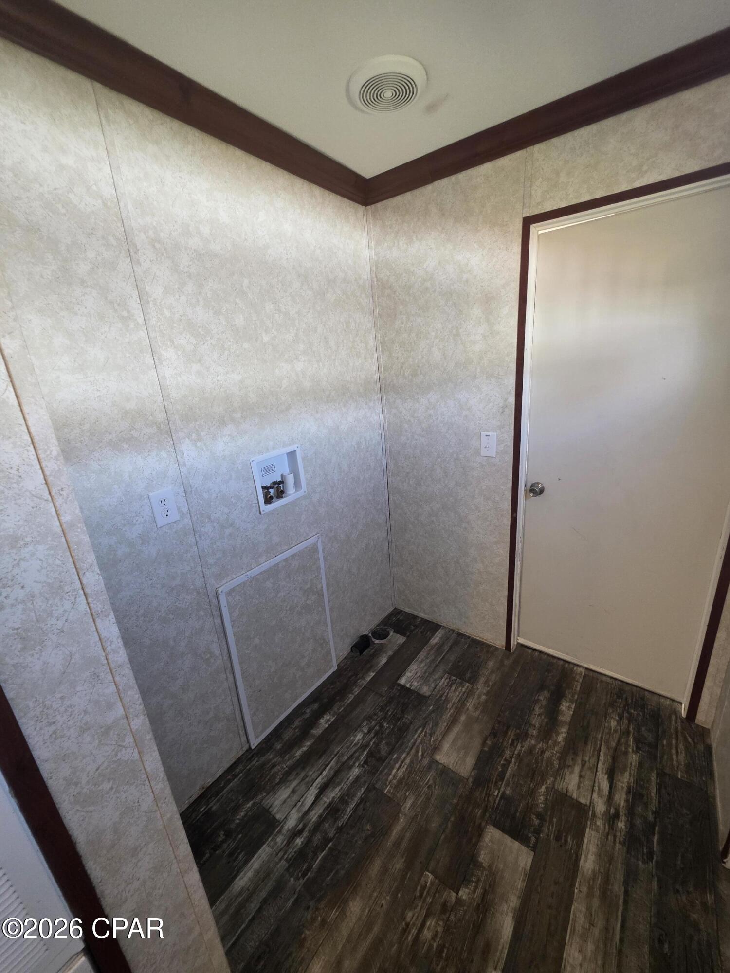 [No Recorded Subdiv] - Residential Lease