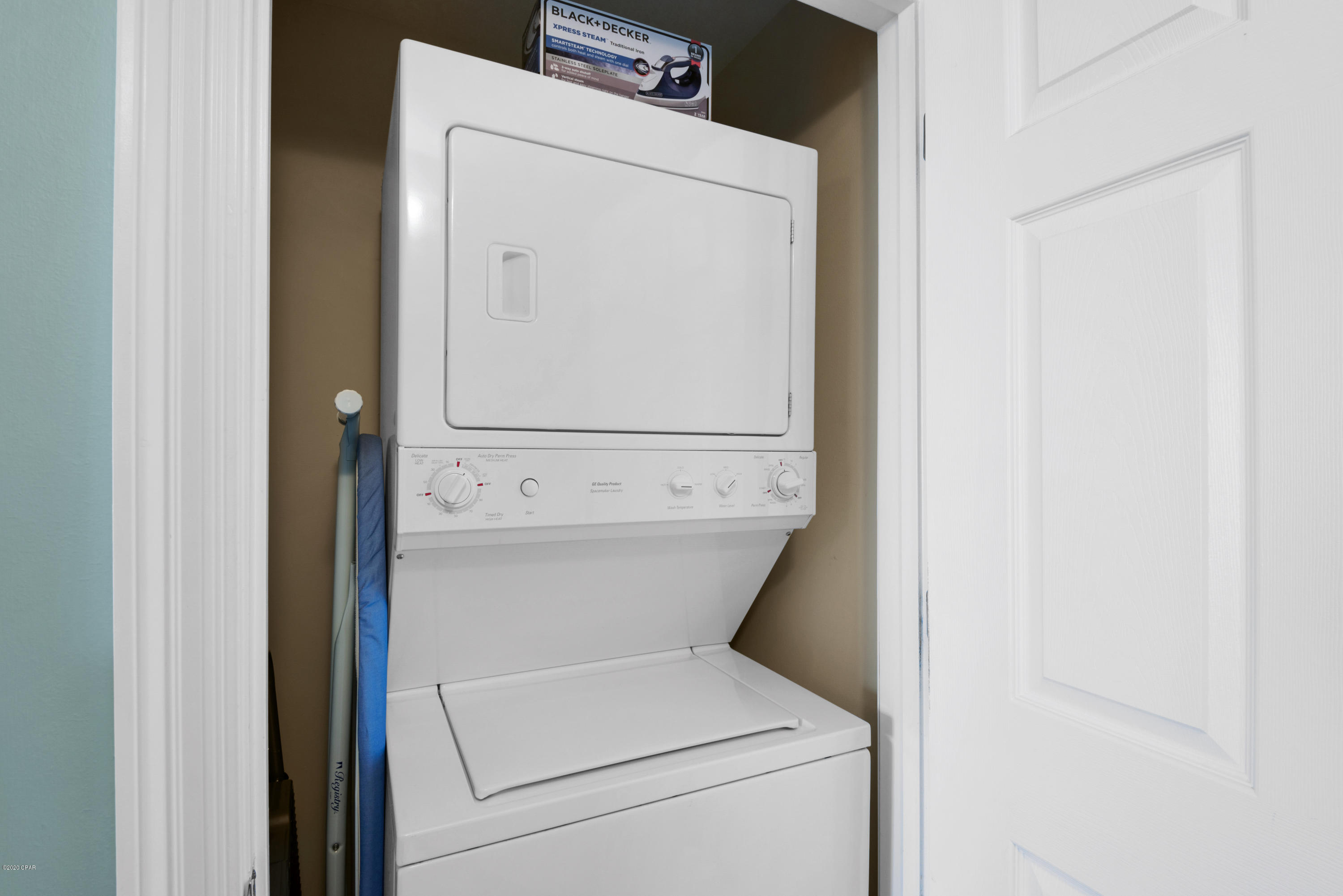 Calypso Towers II - Residential