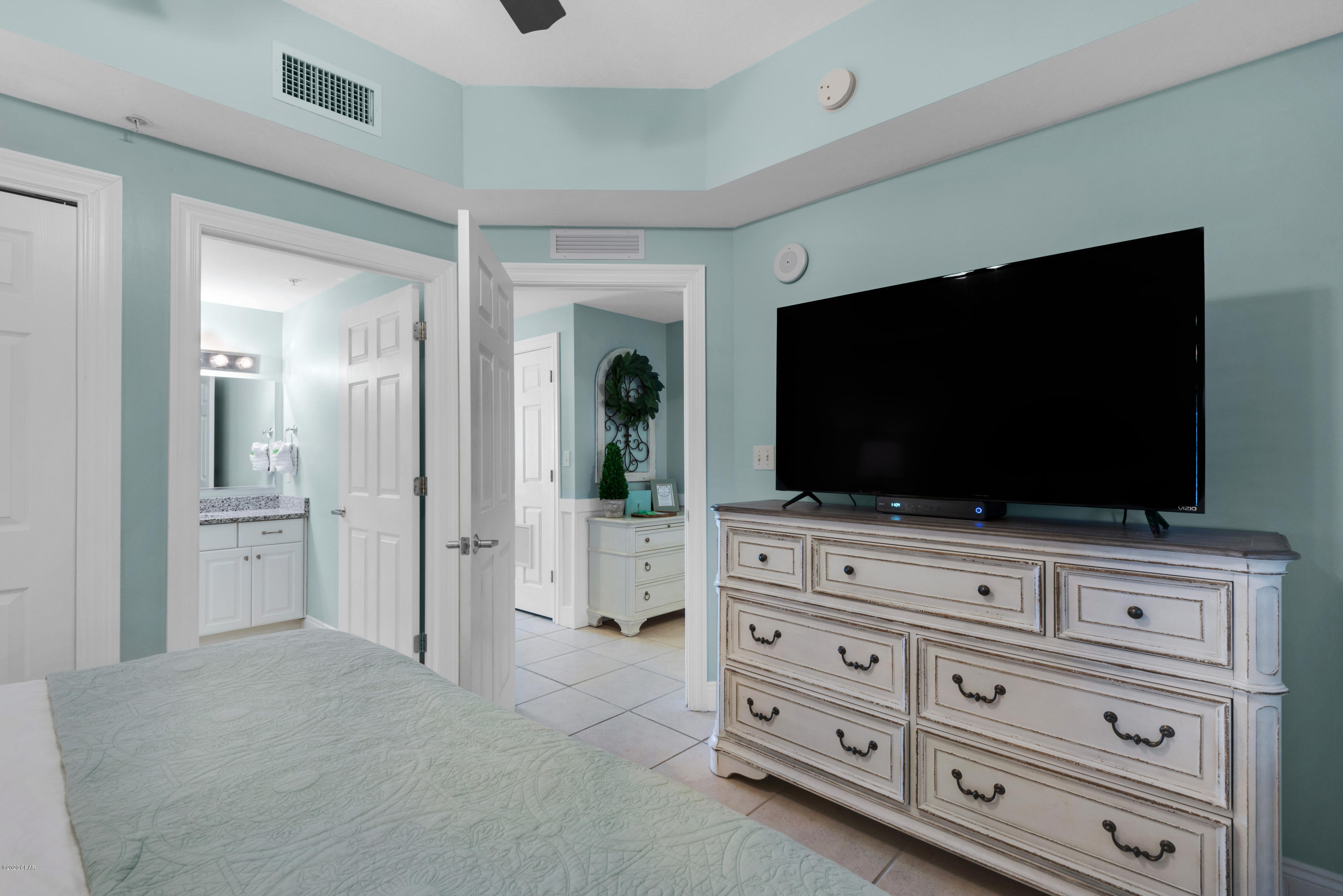 Calypso Towers II - Residential