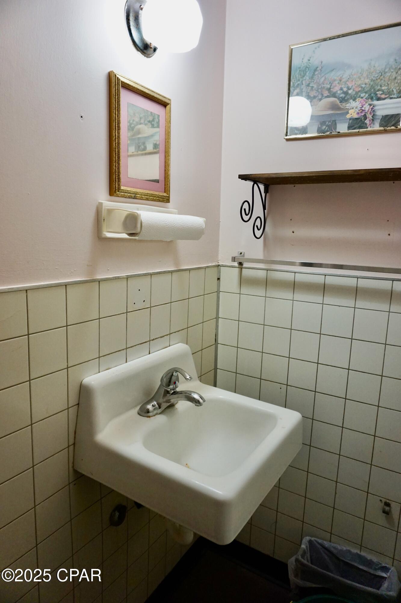 [No Recorded Subdiv] - Commercial Sale