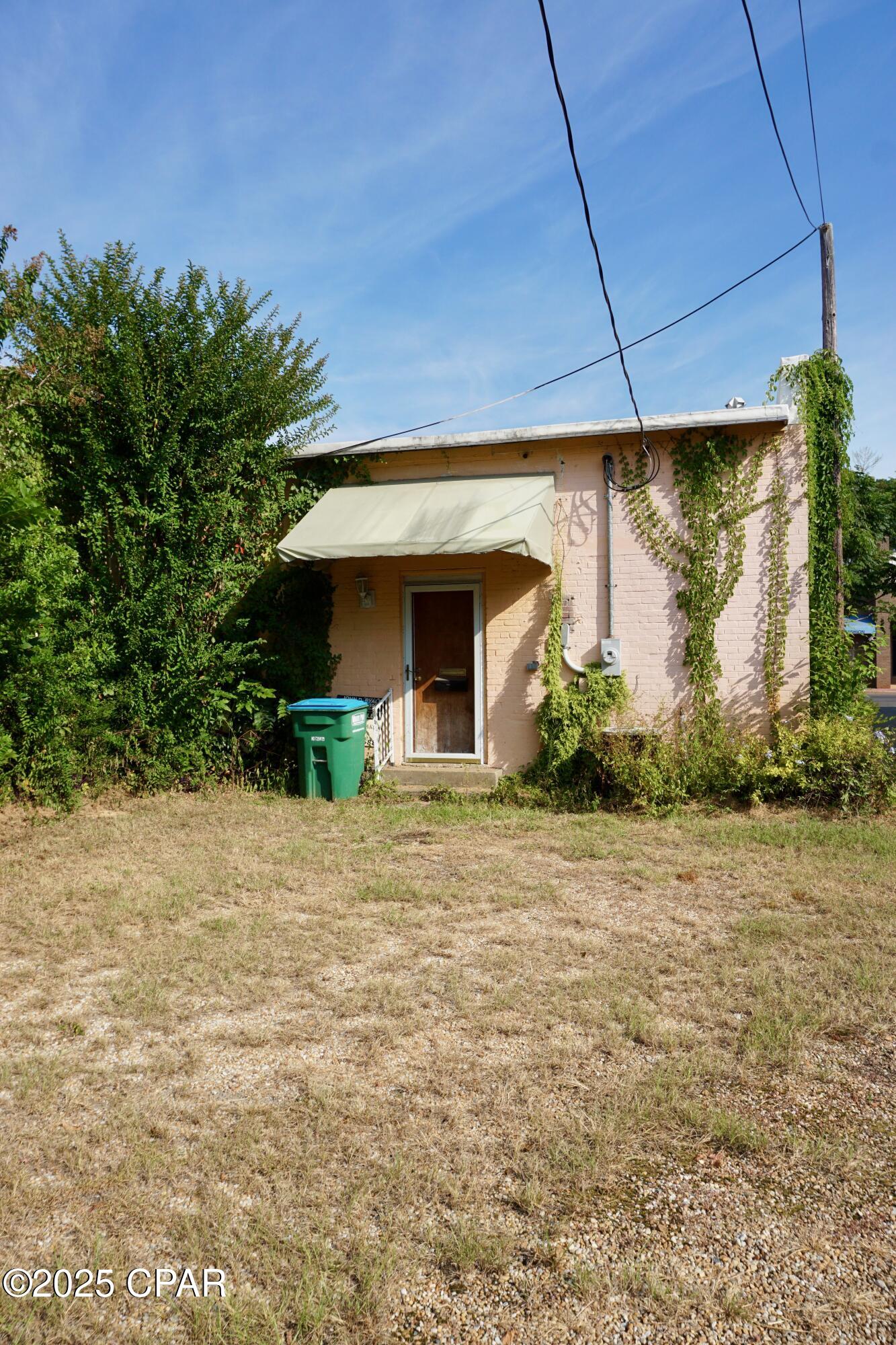 [No Recorded Subdiv] - Commercial Sale