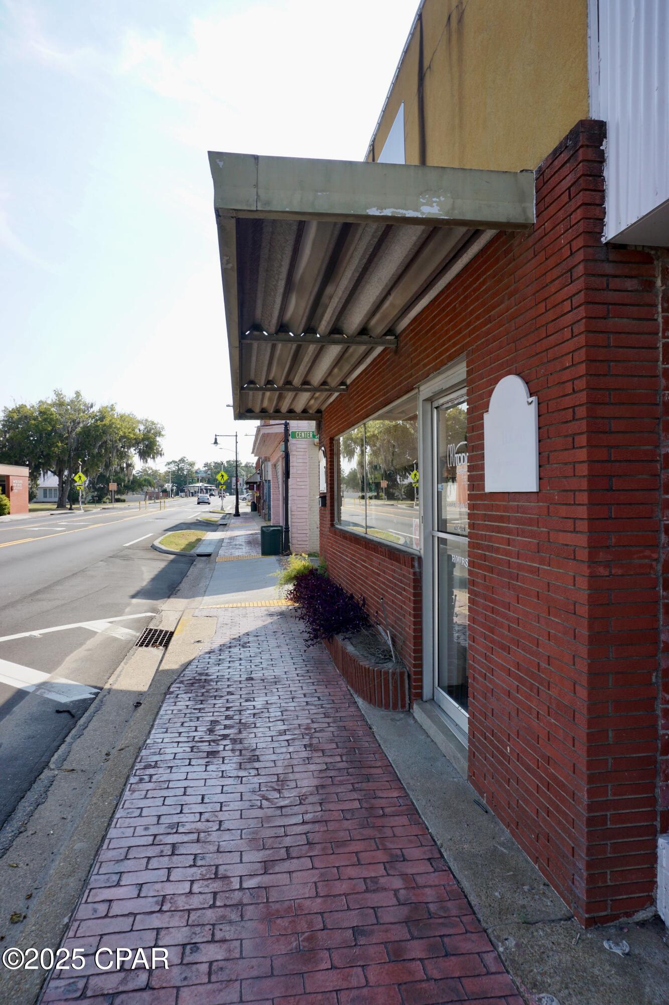 [No Recorded Subdiv] - Commercial Sale