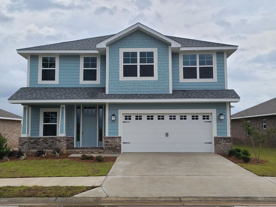 2 Story dream!! Views galore!!