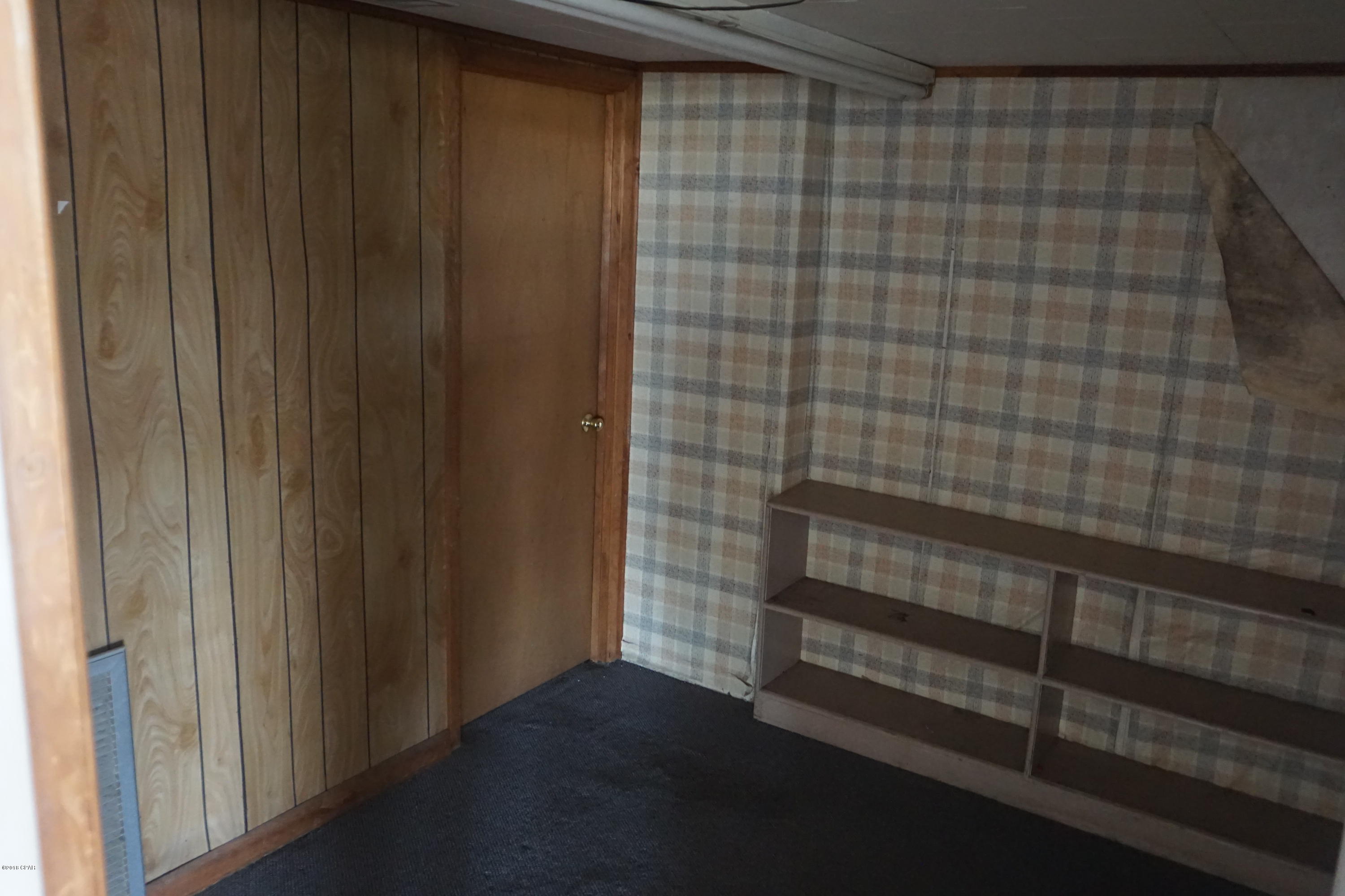 [No Recorded Subdiv] - Commercial Sale