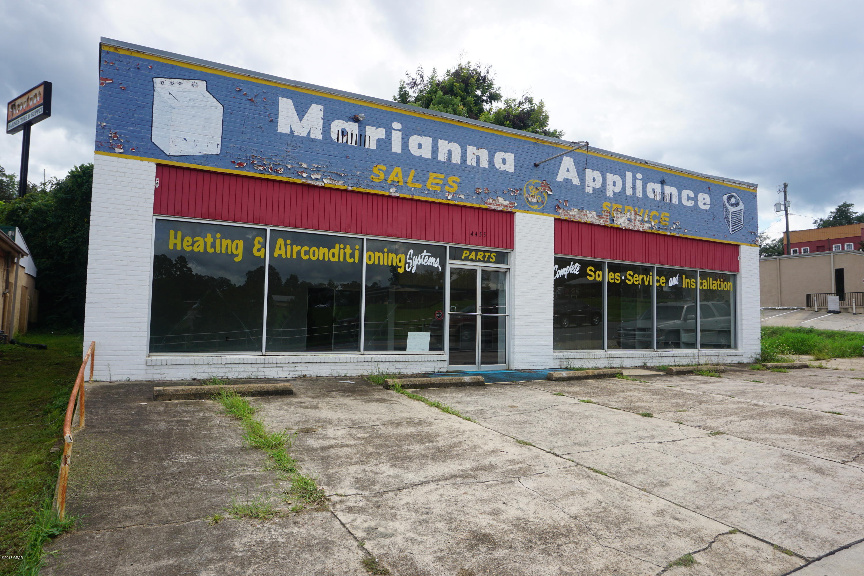 [No Recorded Subdiv] - Commercial Sale