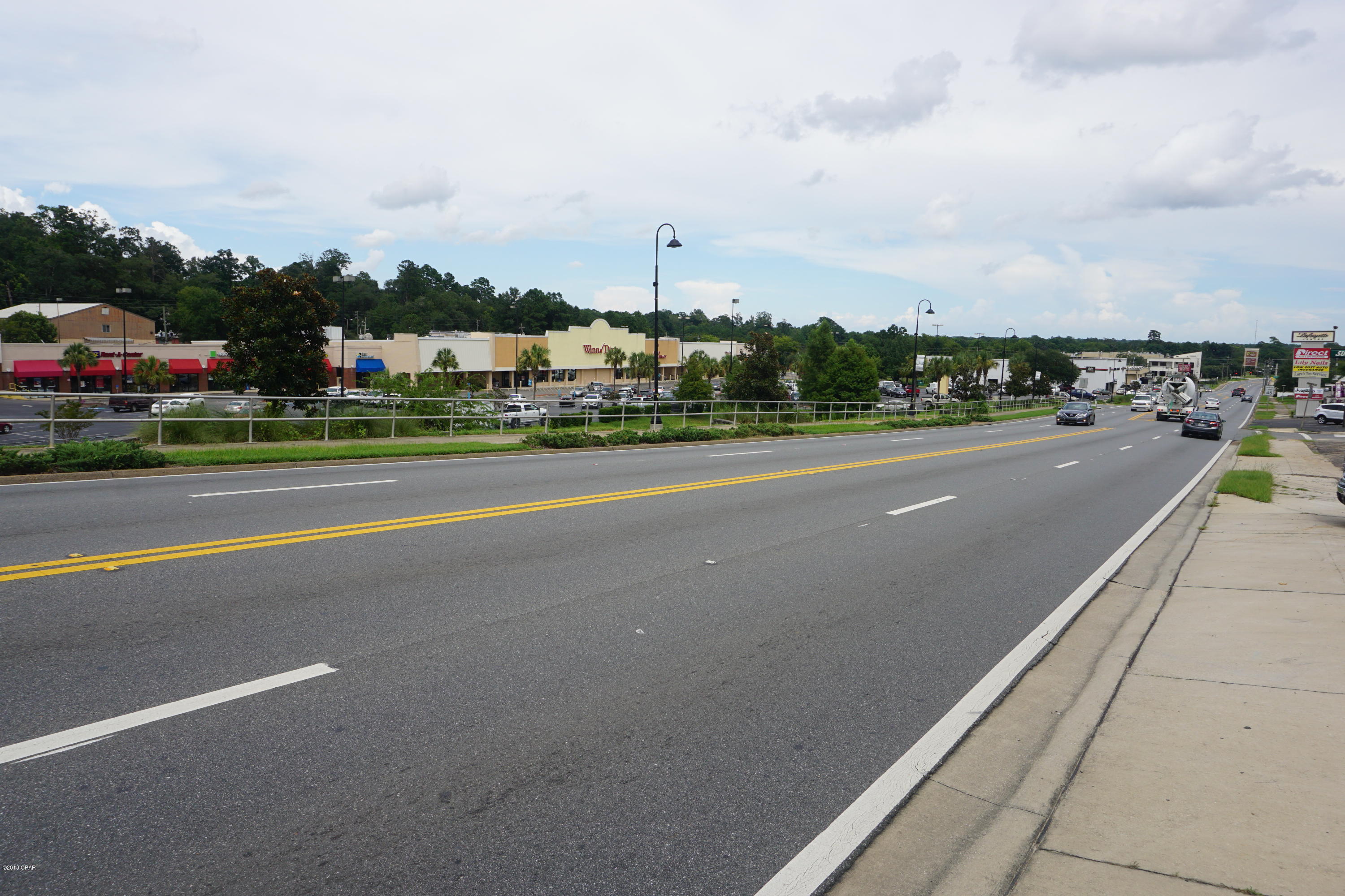 [No Recorded Subdiv] - Commercial Sale