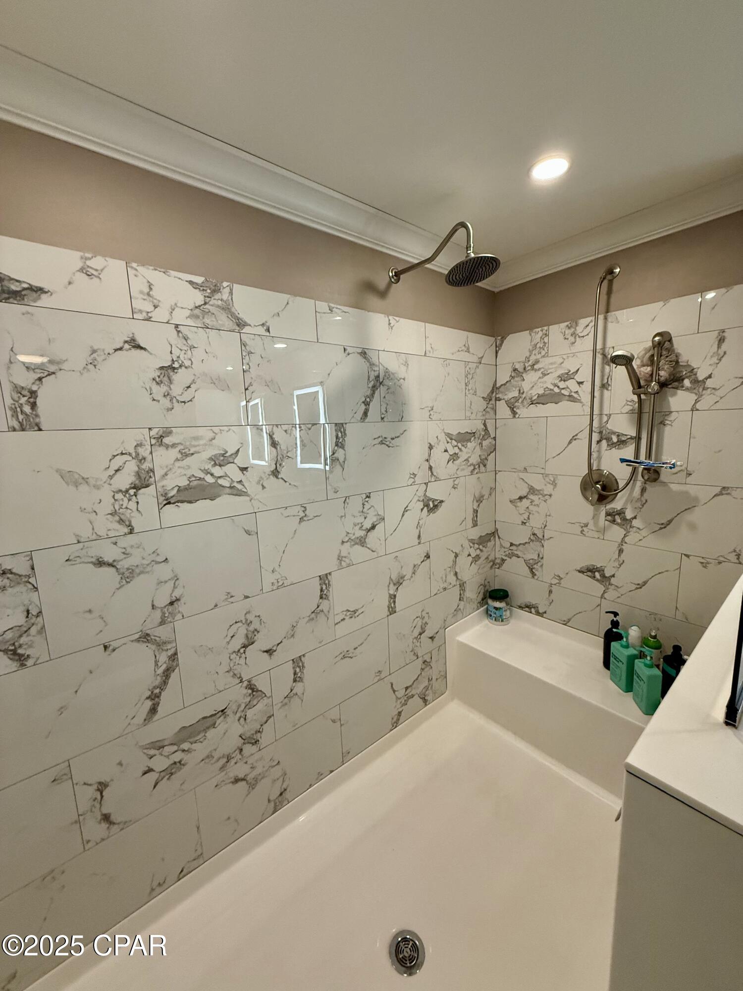 Paradise Lakes - Residential