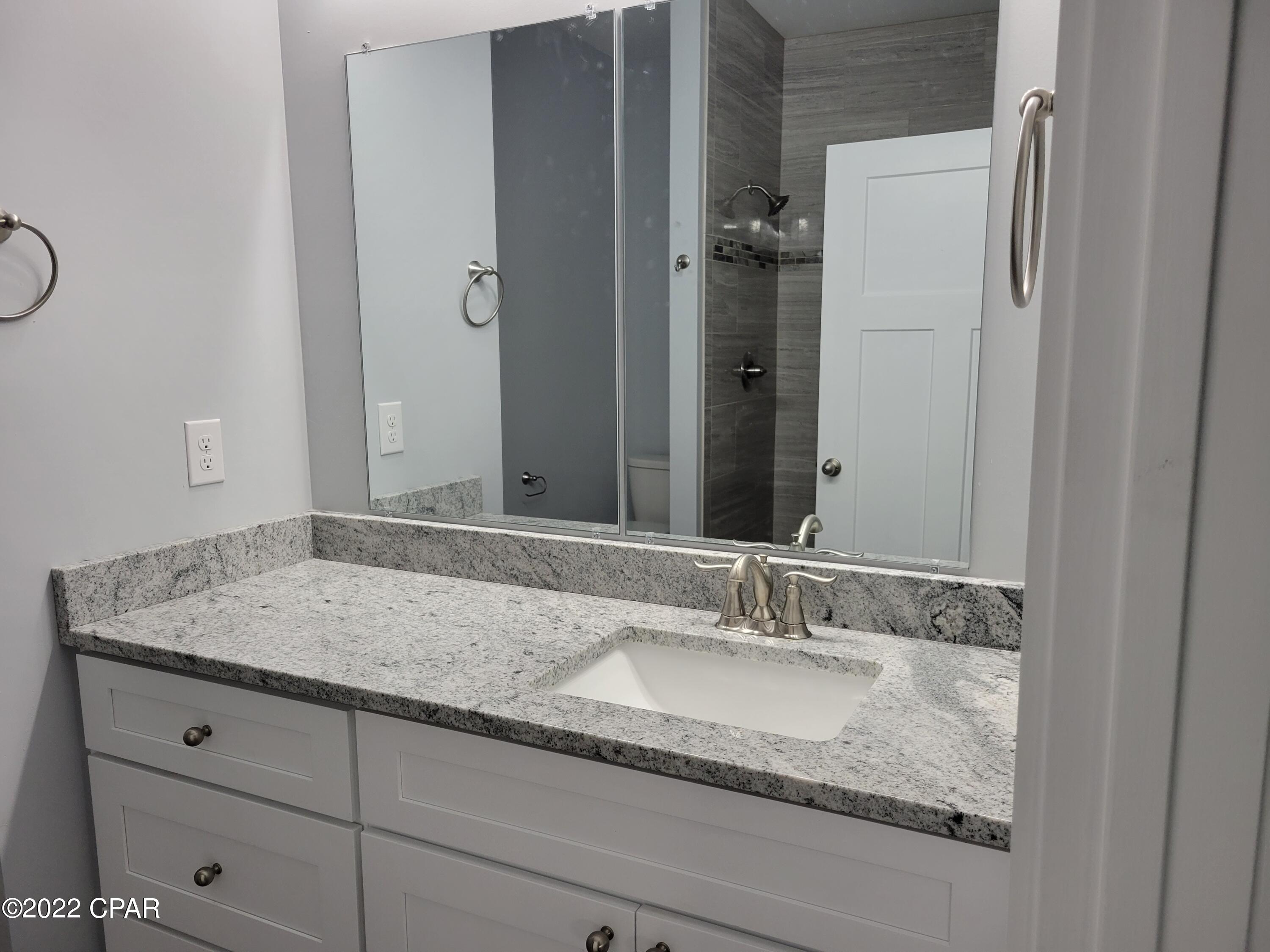 Leisure Lakes - Residential