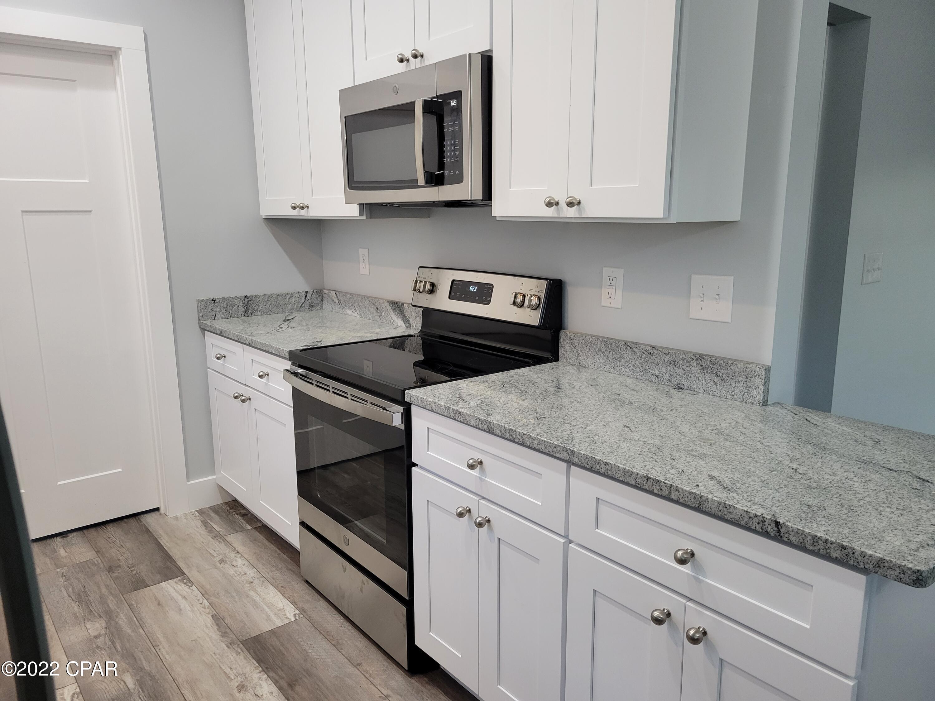 Leisure Lakes - Residential