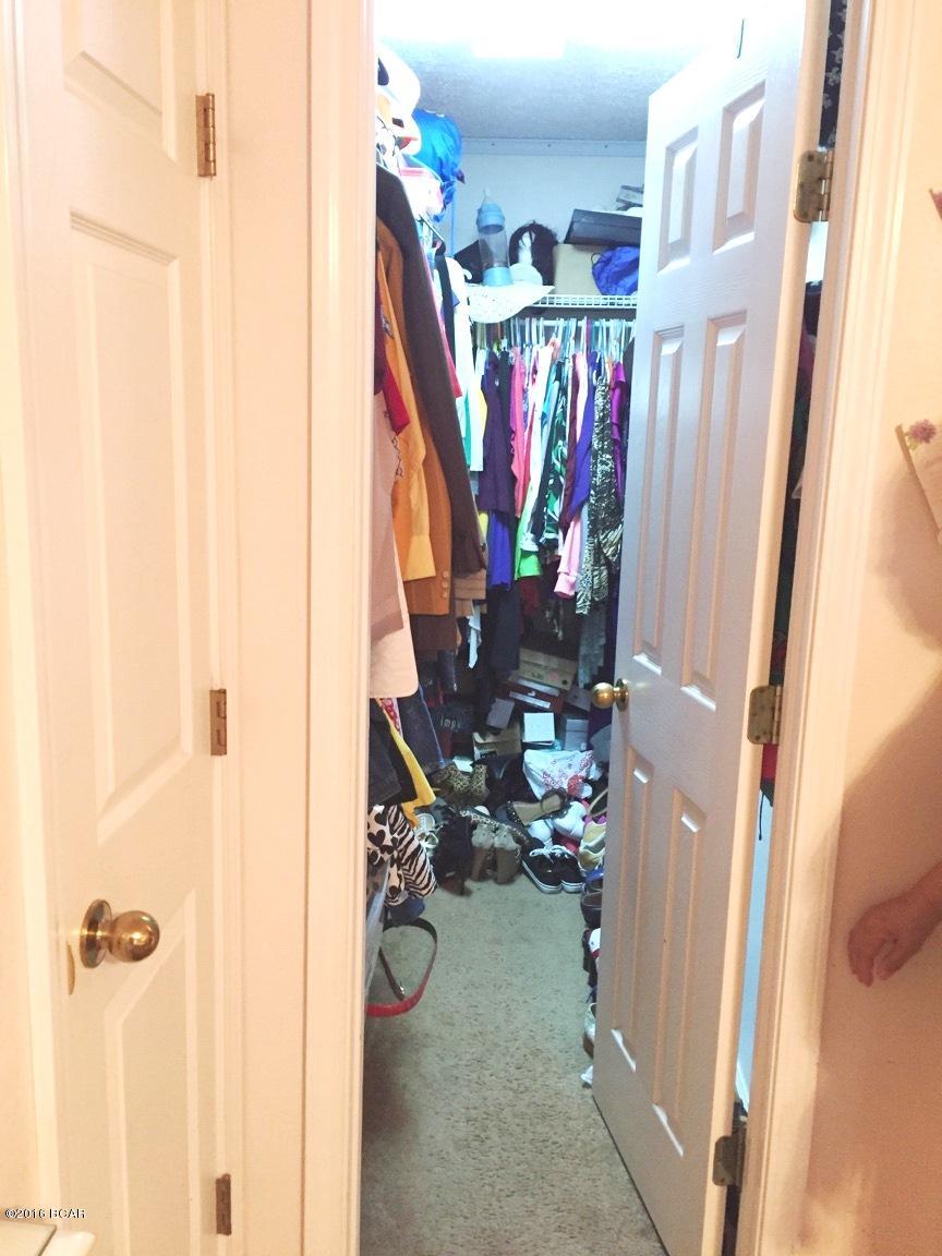 Pine Tree Place Unit 1 - Residential