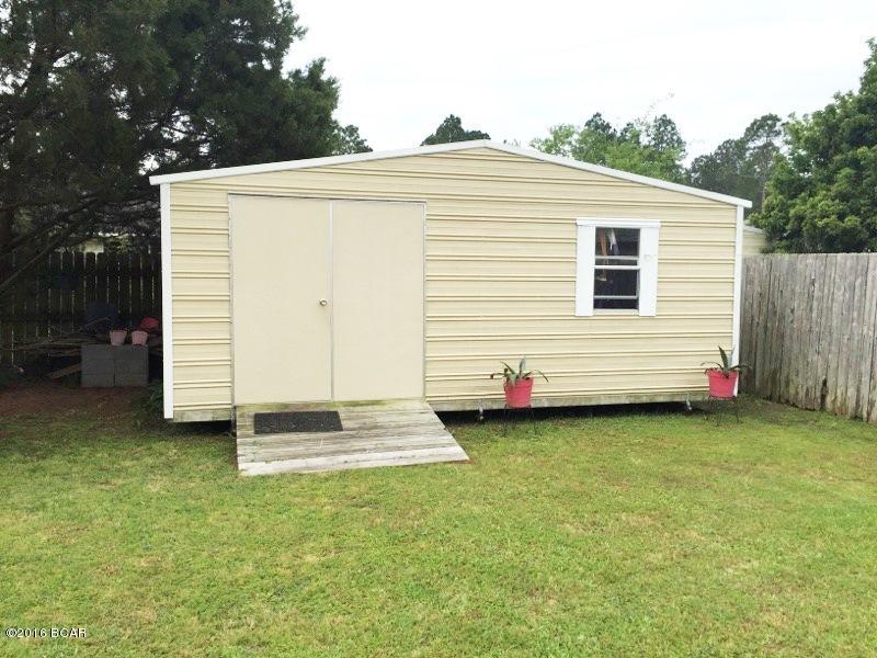 Pine Tree Place Unit 1 - Residential