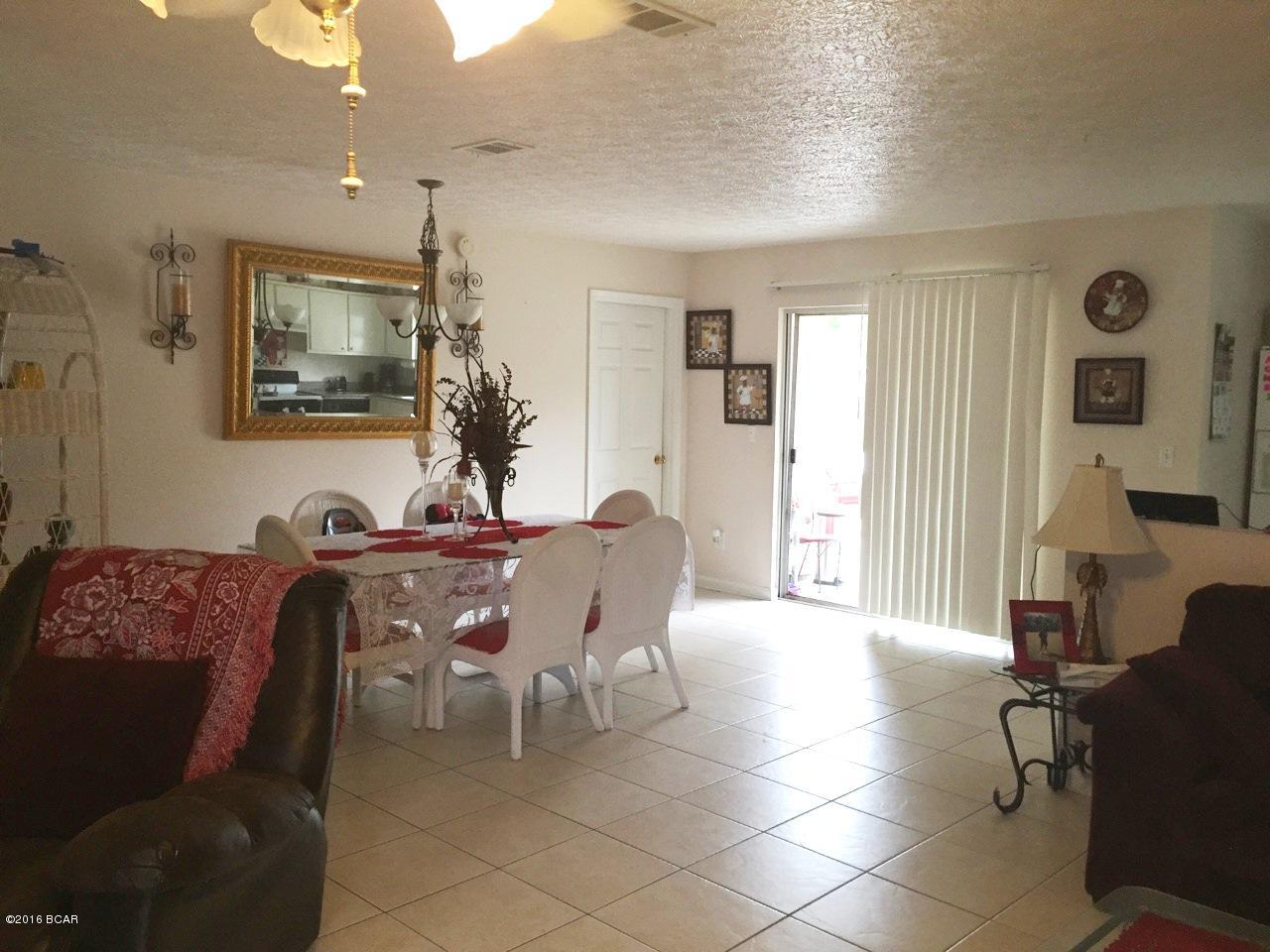 Pine Tree Place Unit 1 - Residential