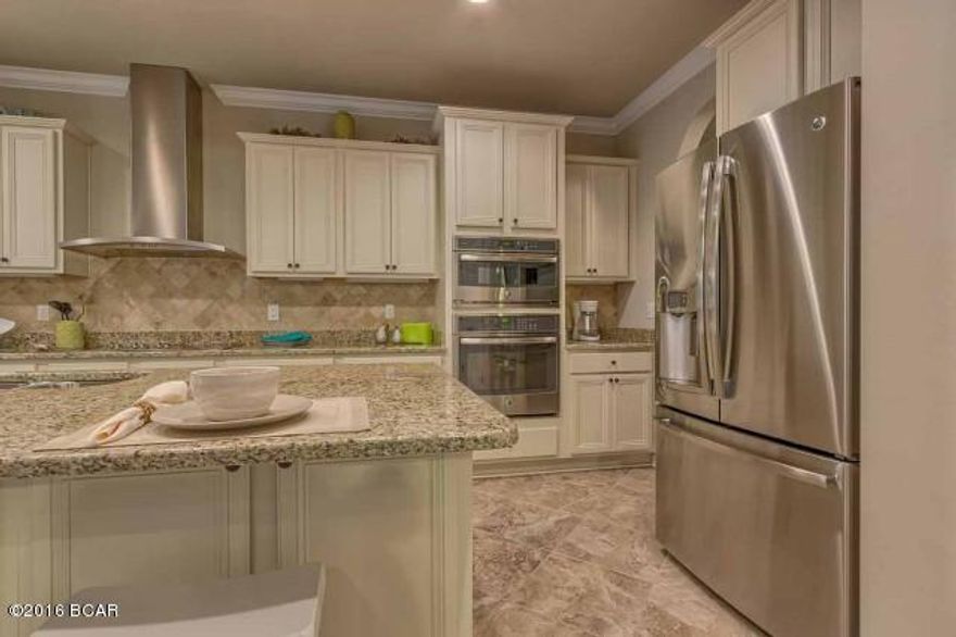 Great Family home with 4 bedroom , 3 baths, plus Study. Upgraded with Gourmet Kitchen Package, Hardwood floors, stainless steel appliances ,Oil Rubbed Bronze Plumbing and lighting, Granite counters, Fireplace, Tile backsplash......