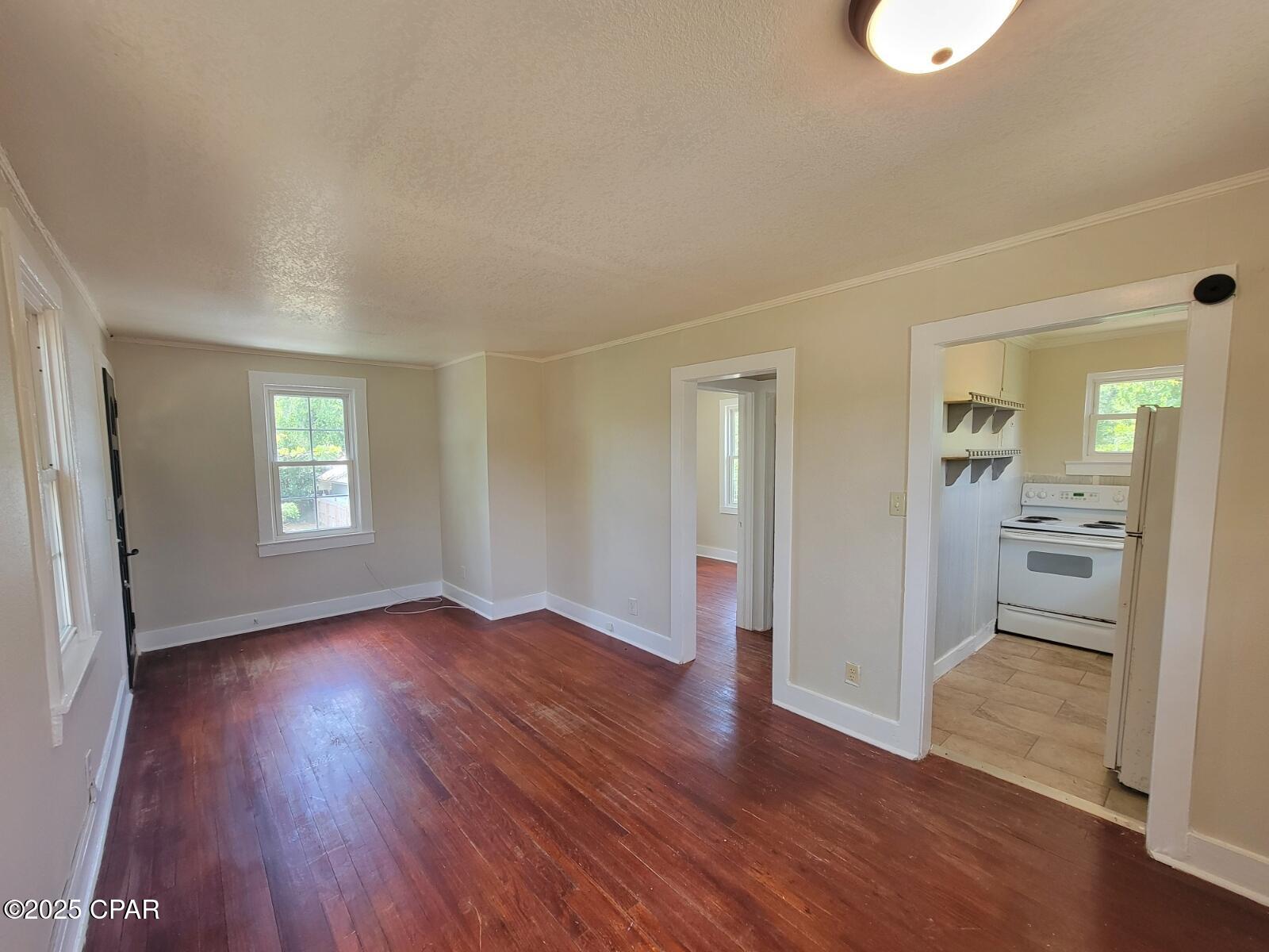 [No Recorded Subdiv] - Residential Lease