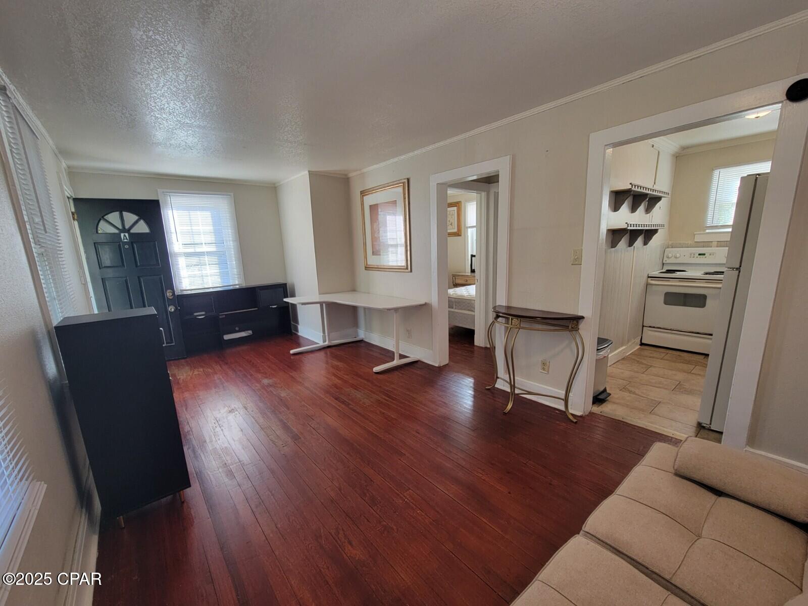 [No Recorded Subdiv] - Residential Lease