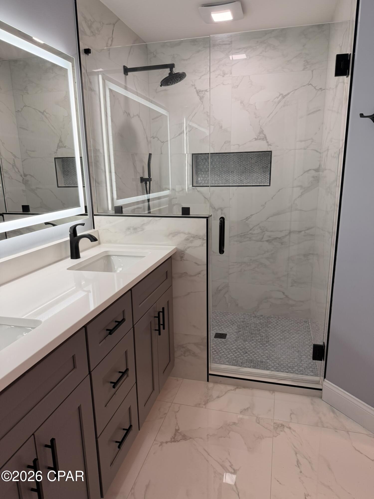 Hammocks - Residential Lease