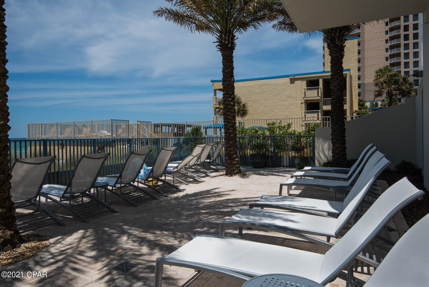 Sterling Breeze - Residential