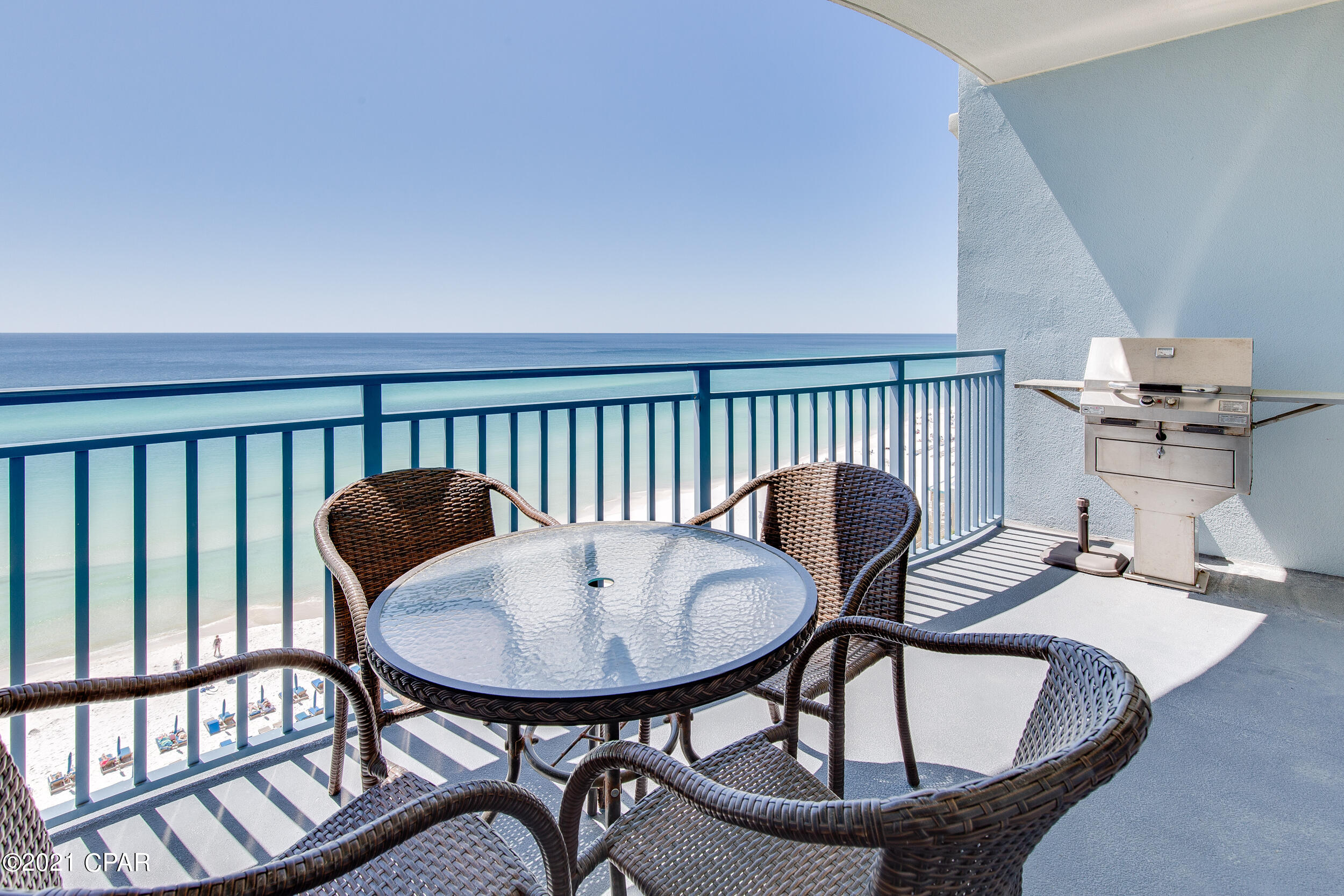 Sterling Breeze - Residential