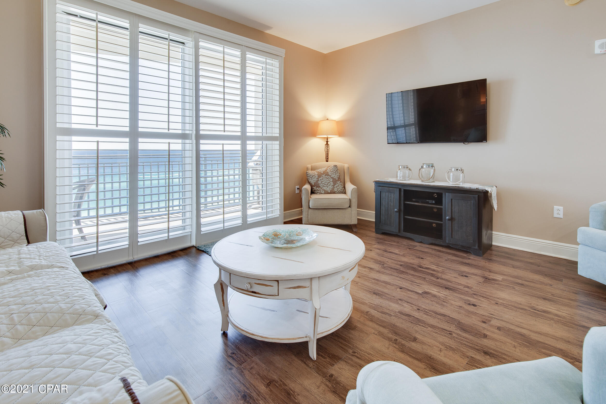 Sterling Breeze - Residential