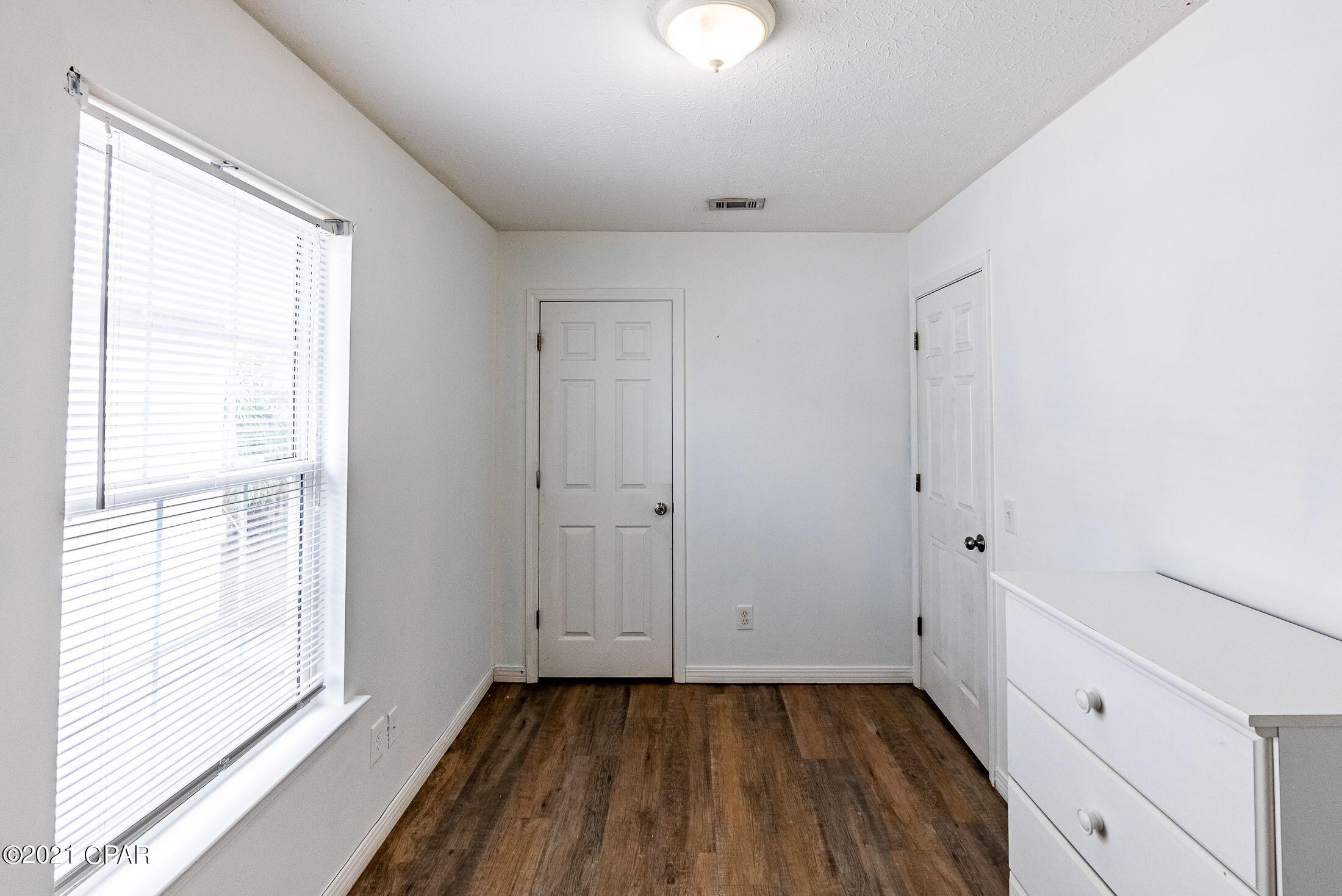 Fernwood Park - Residential