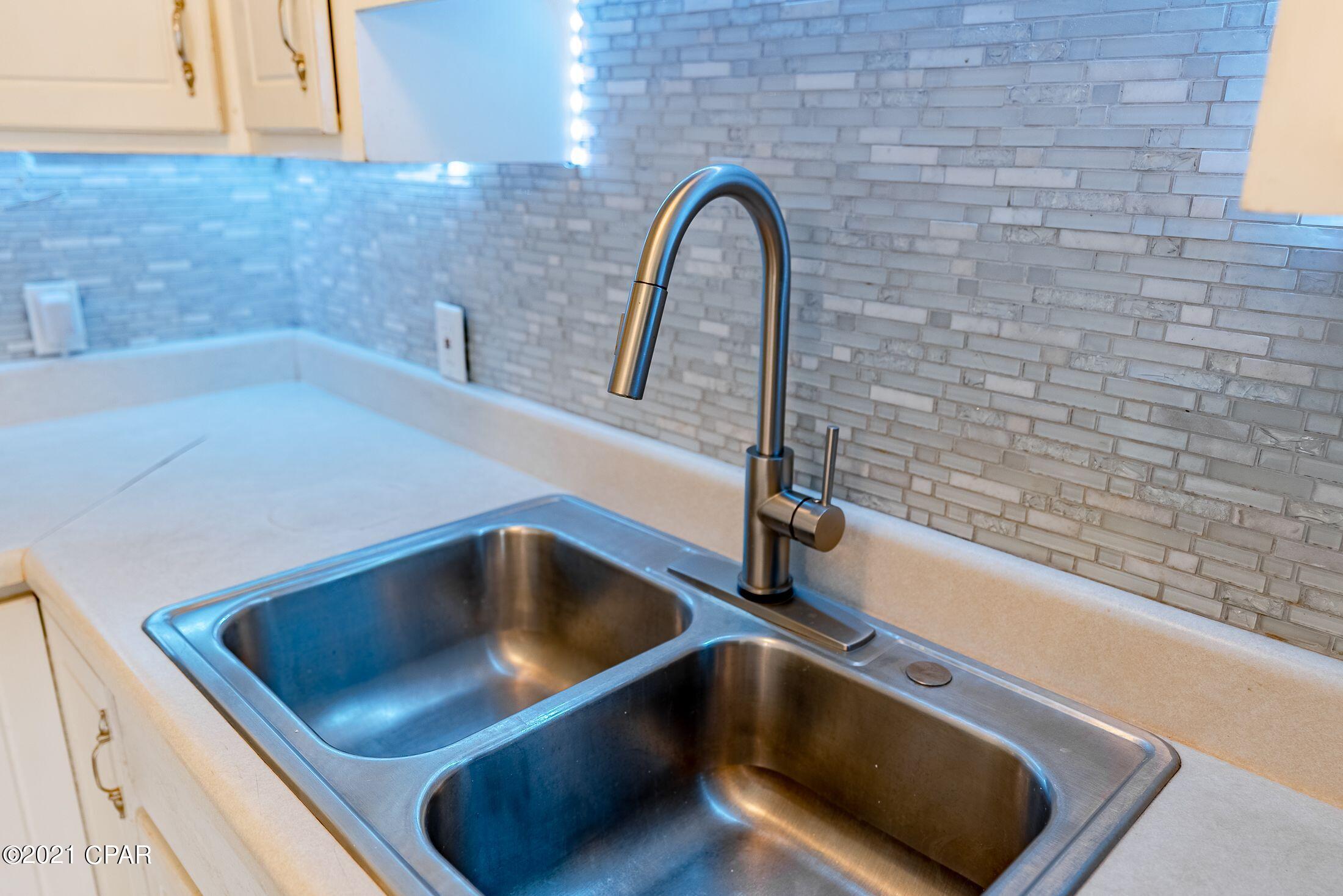 Fernwood Park - Residential