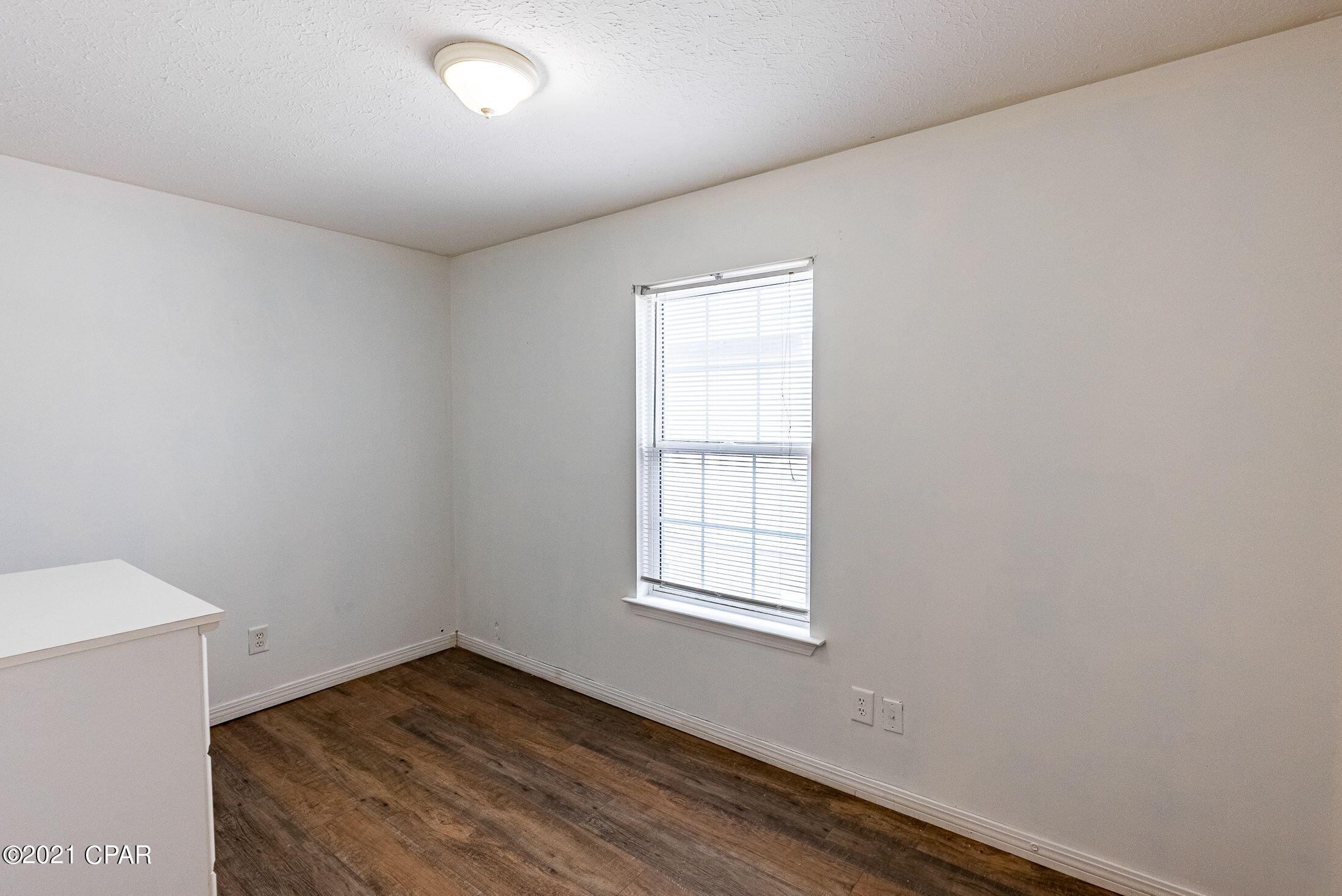 Fernwood Park - Residential