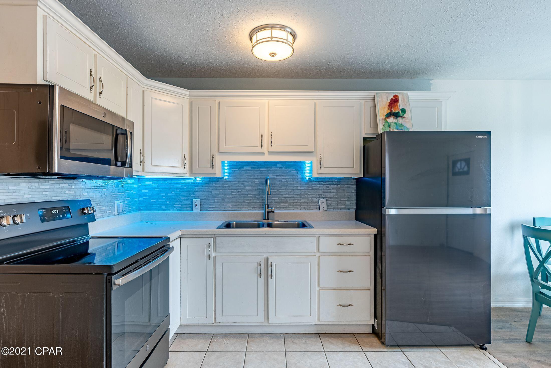 Fernwood Park - Residential