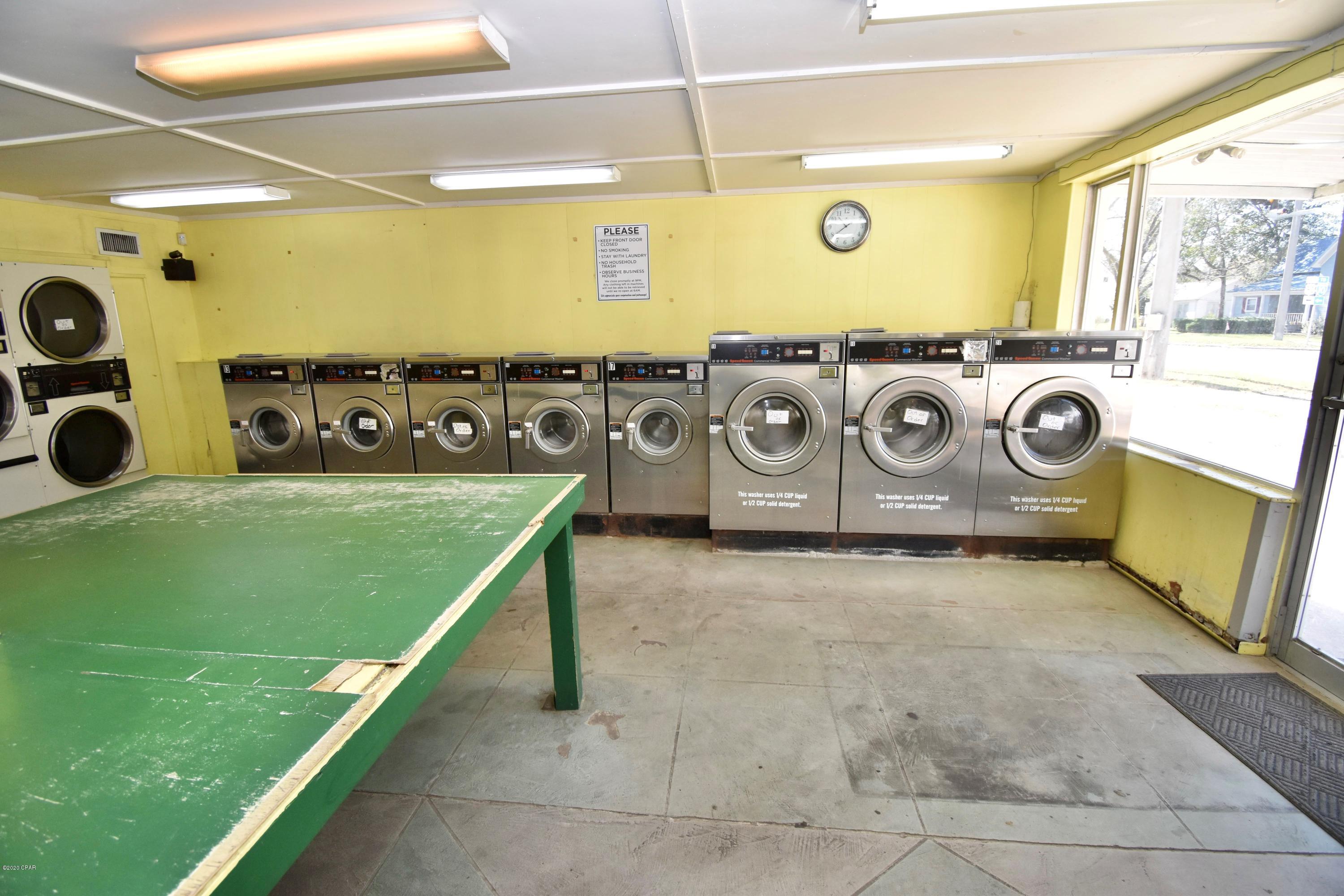 [No Recorded Subdiv] - Commercial Sale