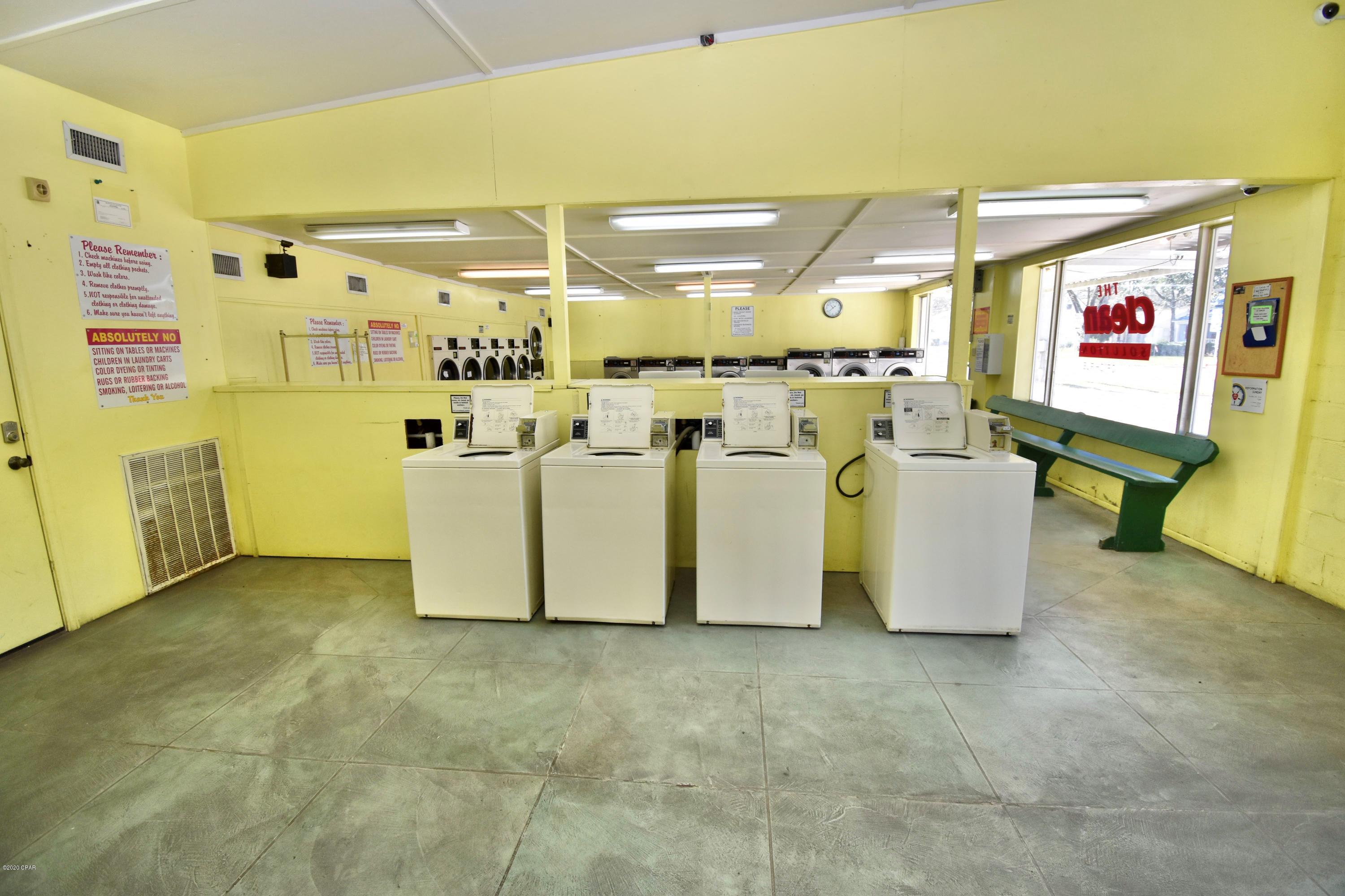 [No Recorded Subdiv] - Commercial Sale