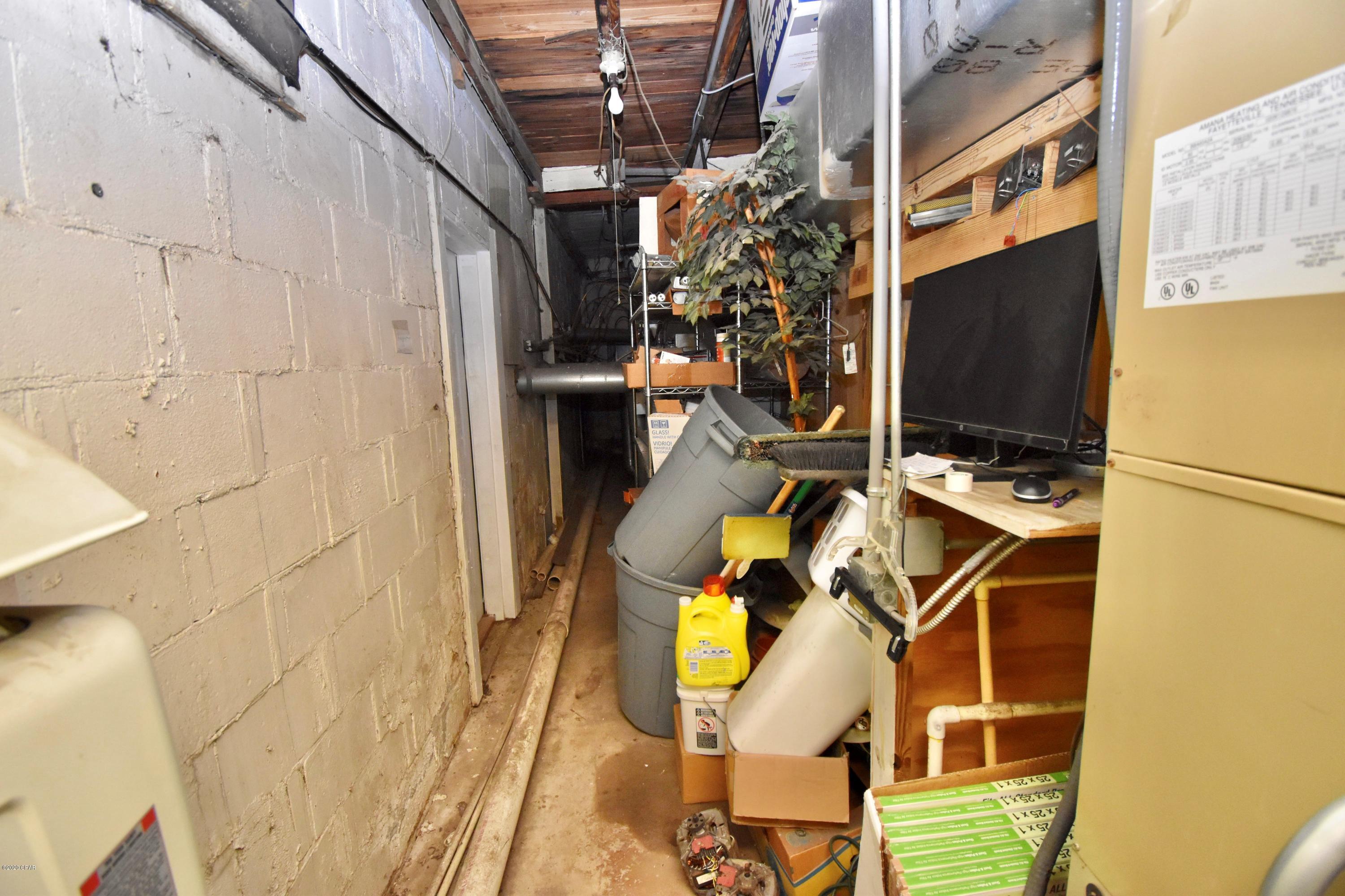 [No Recorded Subdiv] - Commercial Sale