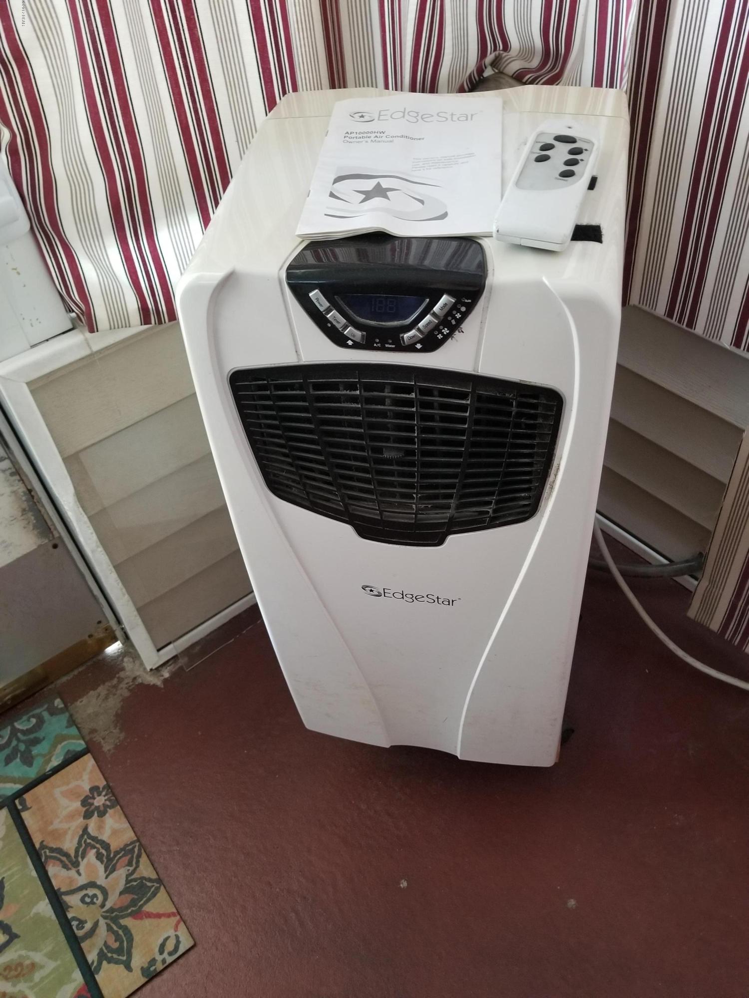 Emerald Pointe Resort - Residential