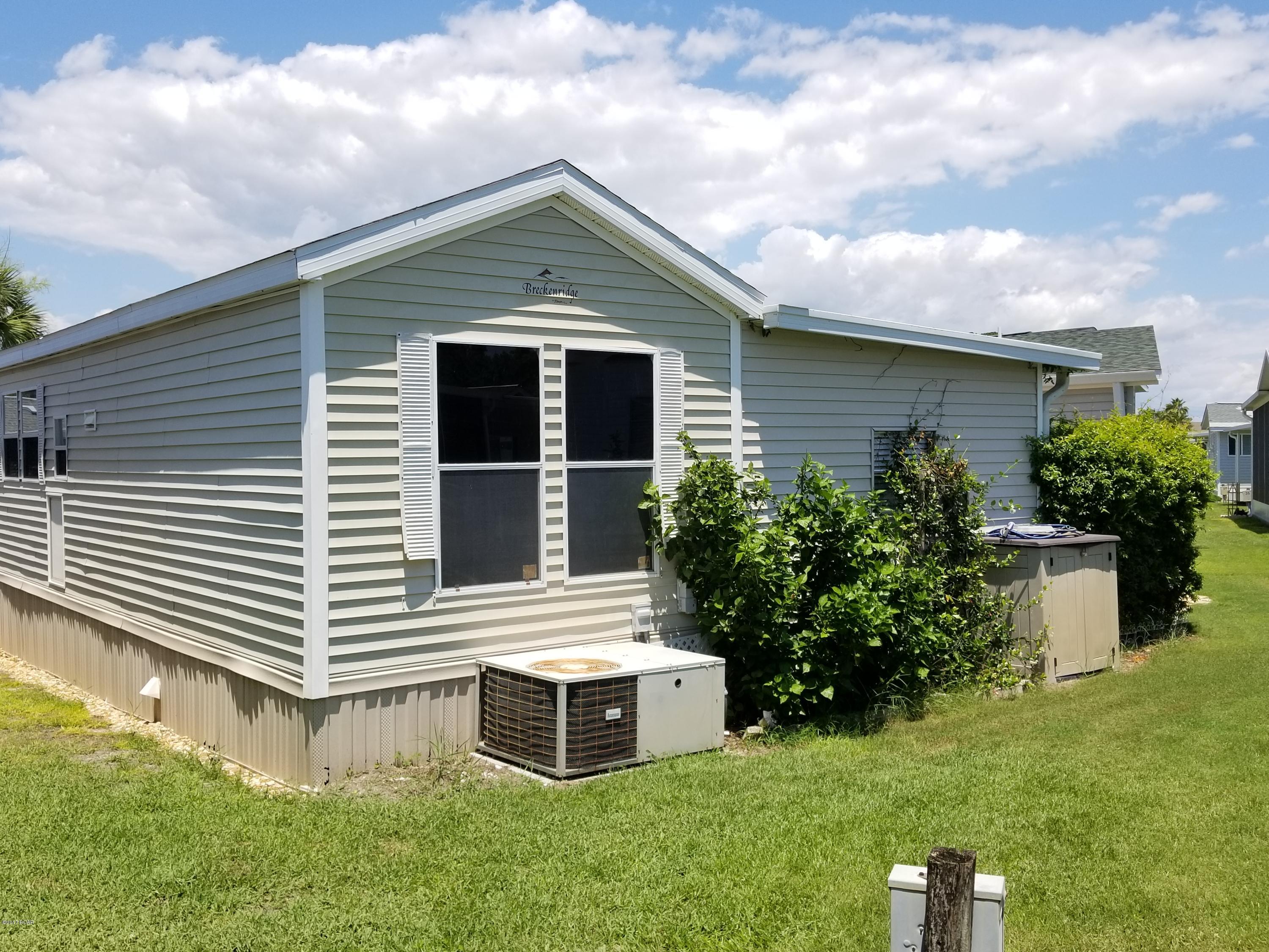 Emerald Pointe Resort - Residential